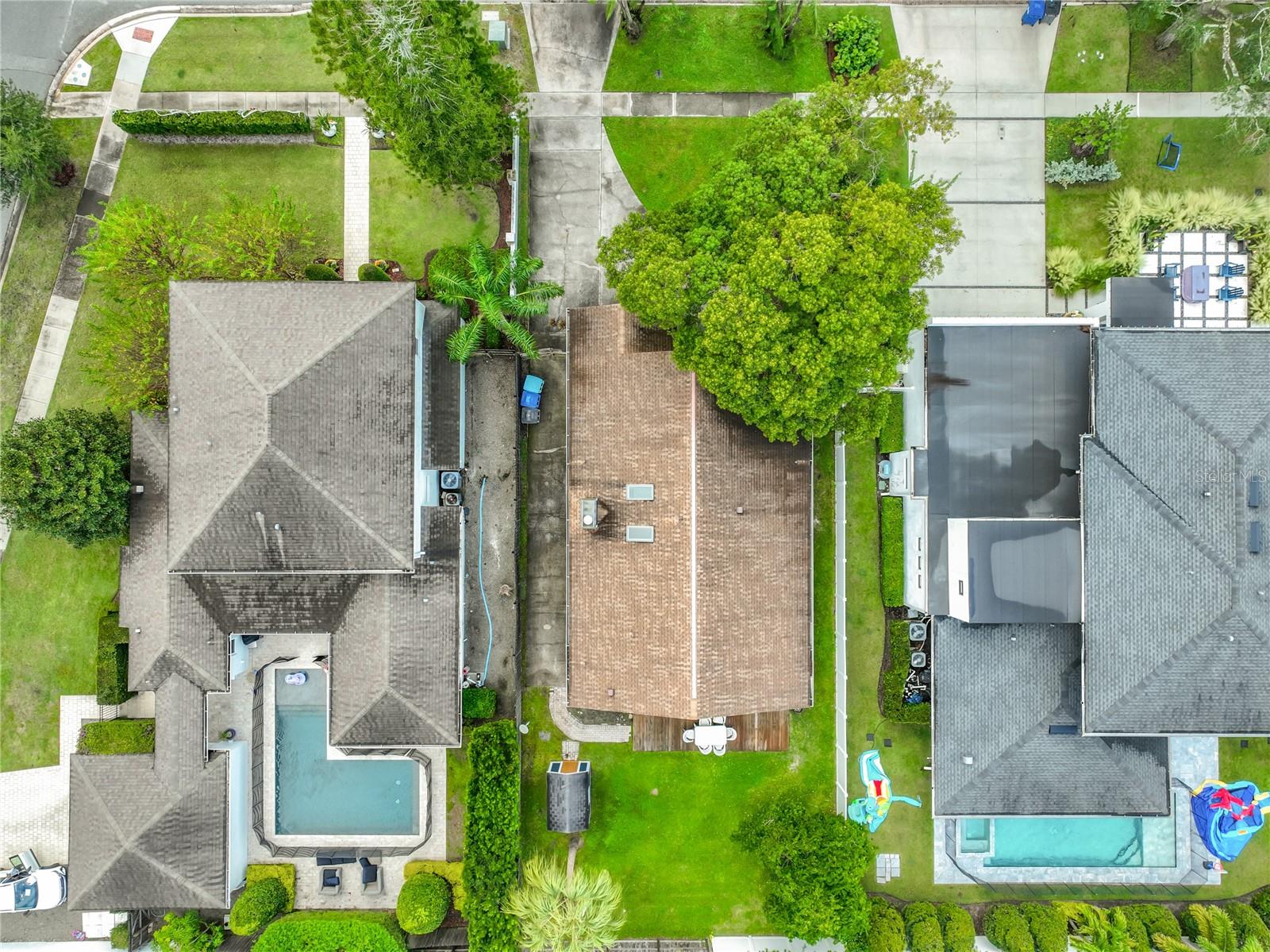 Image 61 of 66 For 1681 Walnut Avenue