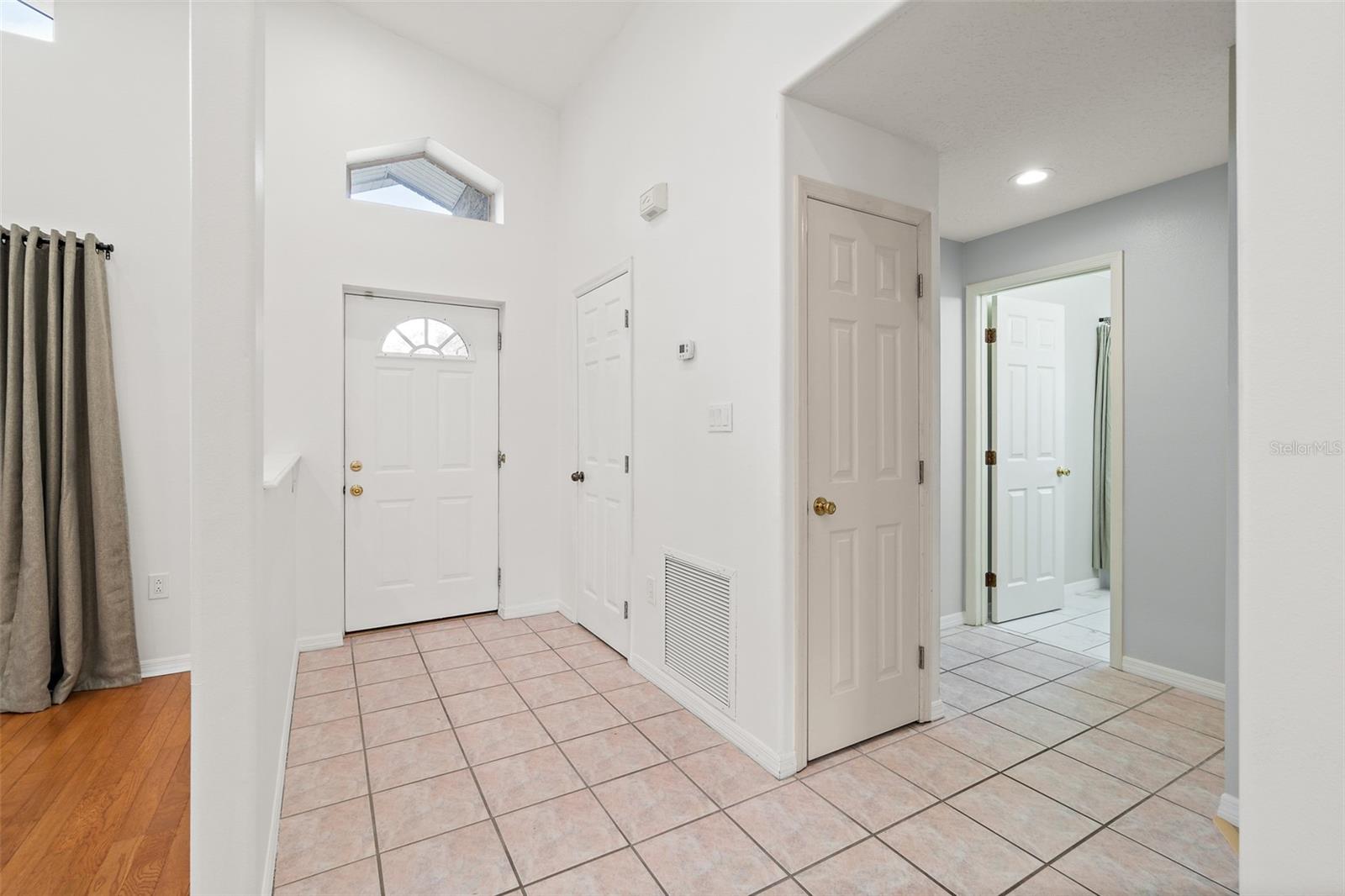 Image 8 of 50 For 6839 Ackerman Avenue