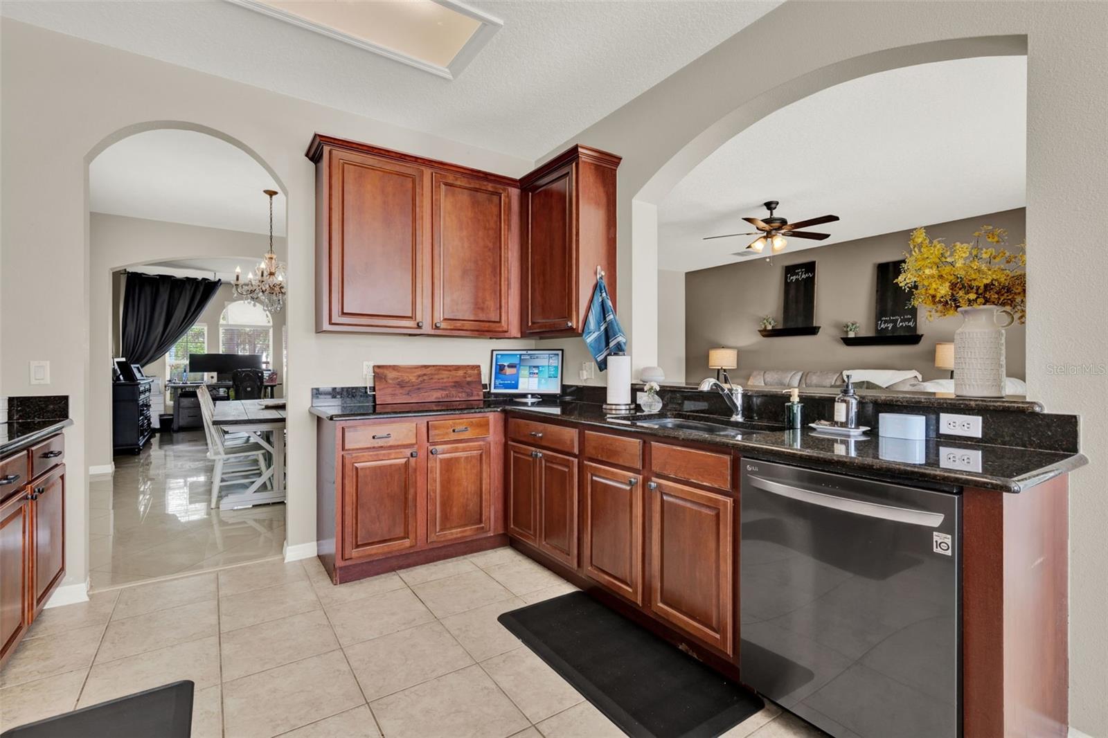 Image 8 of 35 For 417 Bella Vida Boulevard