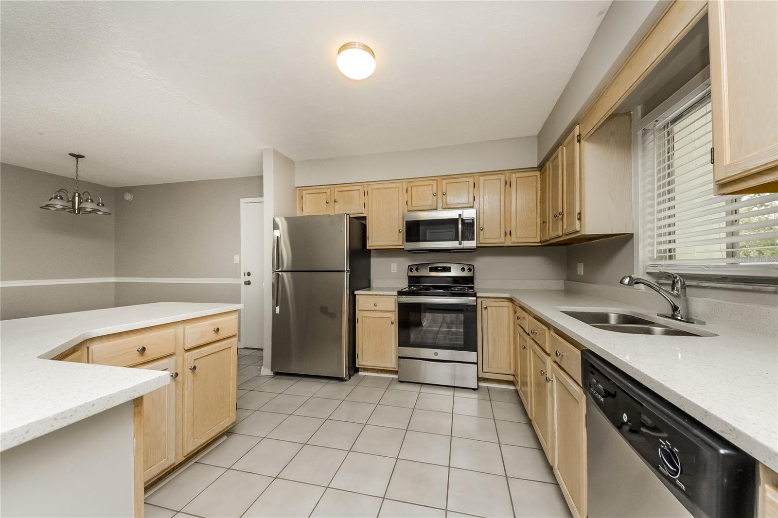 Image 6 of 16 For 1224 Russell Drive
