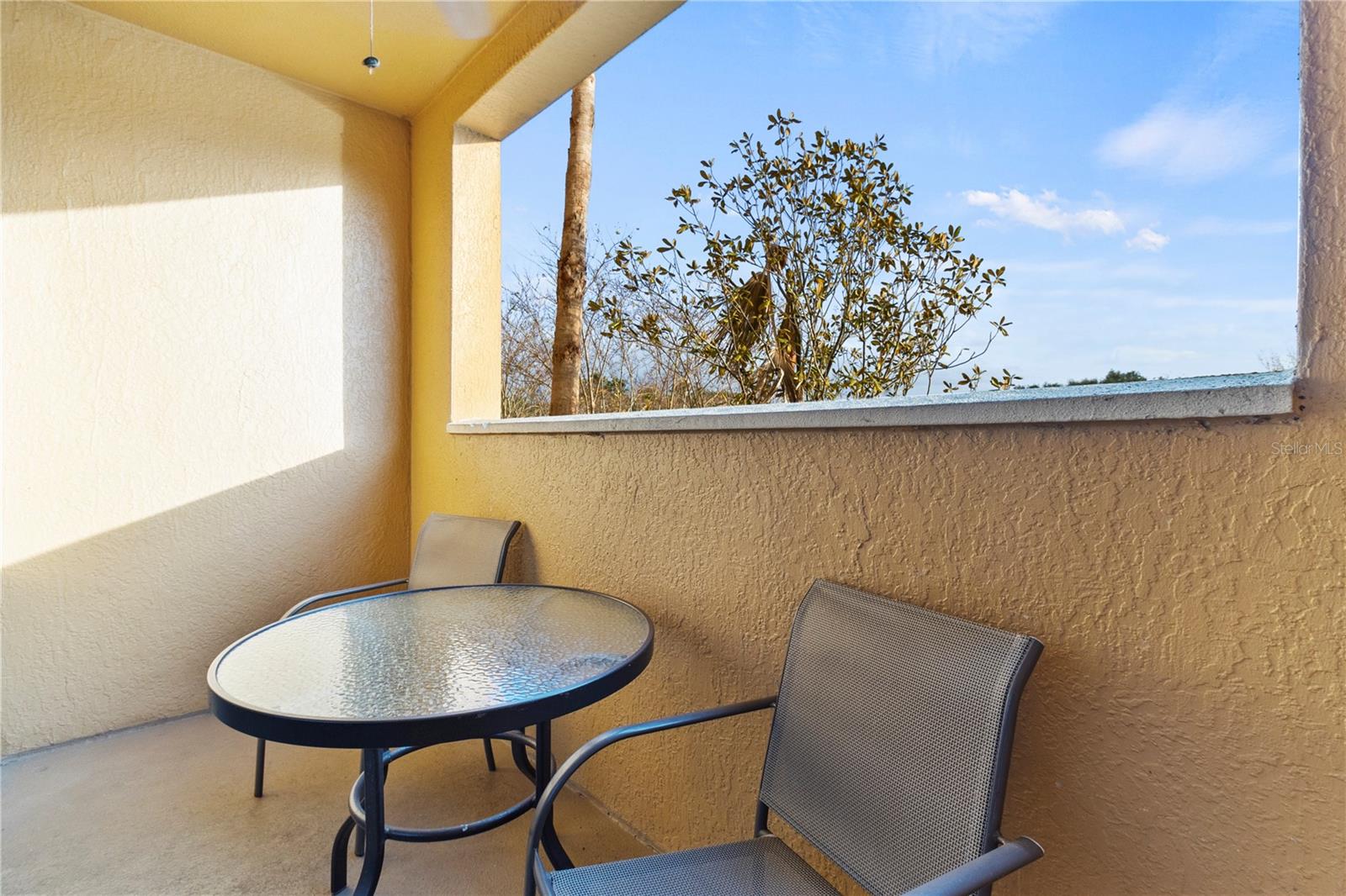 Image 14 of 18 For 12556 Floridays Resort Drive 505a