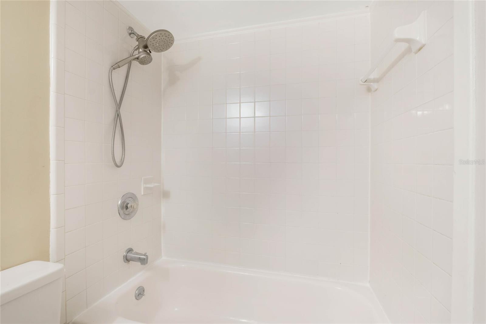 Image 15 of 17 For 3071 George Mason Avenue 5
