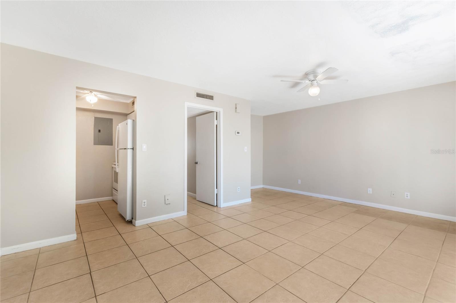 Image 5 of 17 For 3071 George Mason Avenue 5