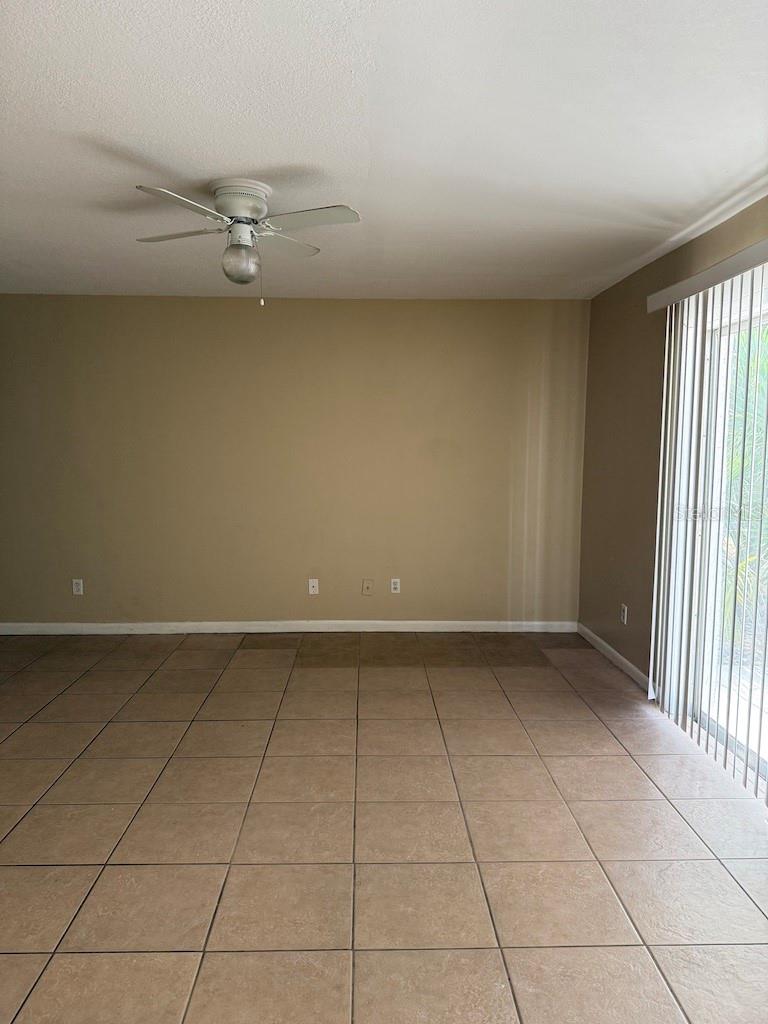 Image 7 of 17 For 3071 George Mason Avenue 5
