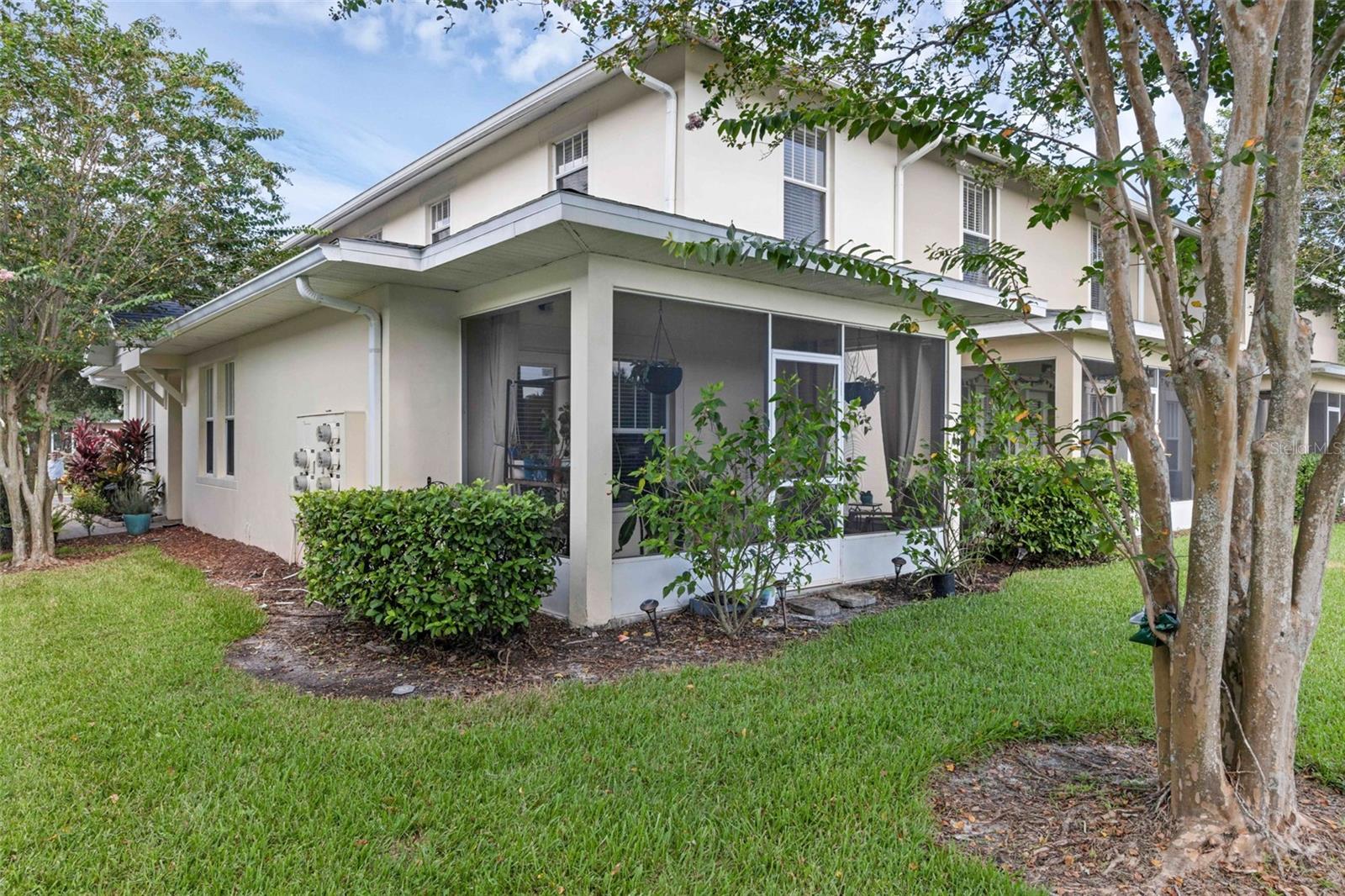 Image 7 of 40 For 9823 Tivoli Villa Drive