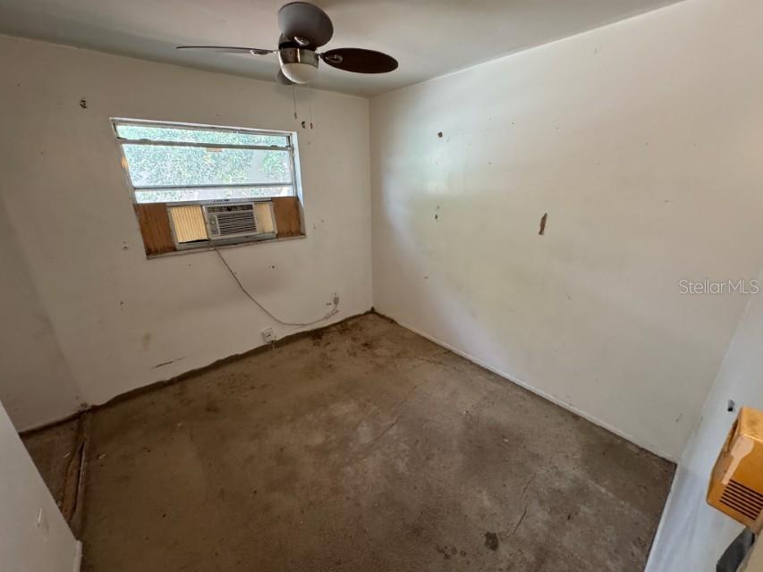 Image 12 of 19 For 4749 Vargas Street