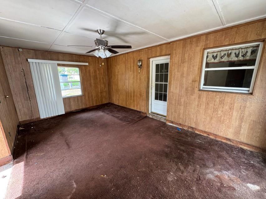 Image 4 of 19 For 4749 Vargas Street