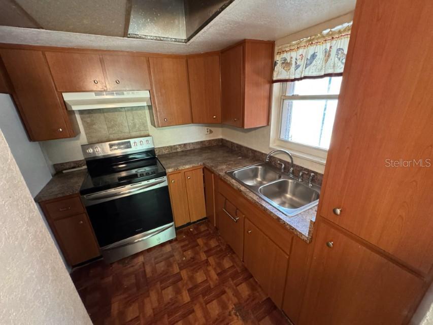 Image 7 of 19 For 4749 Vargas Street