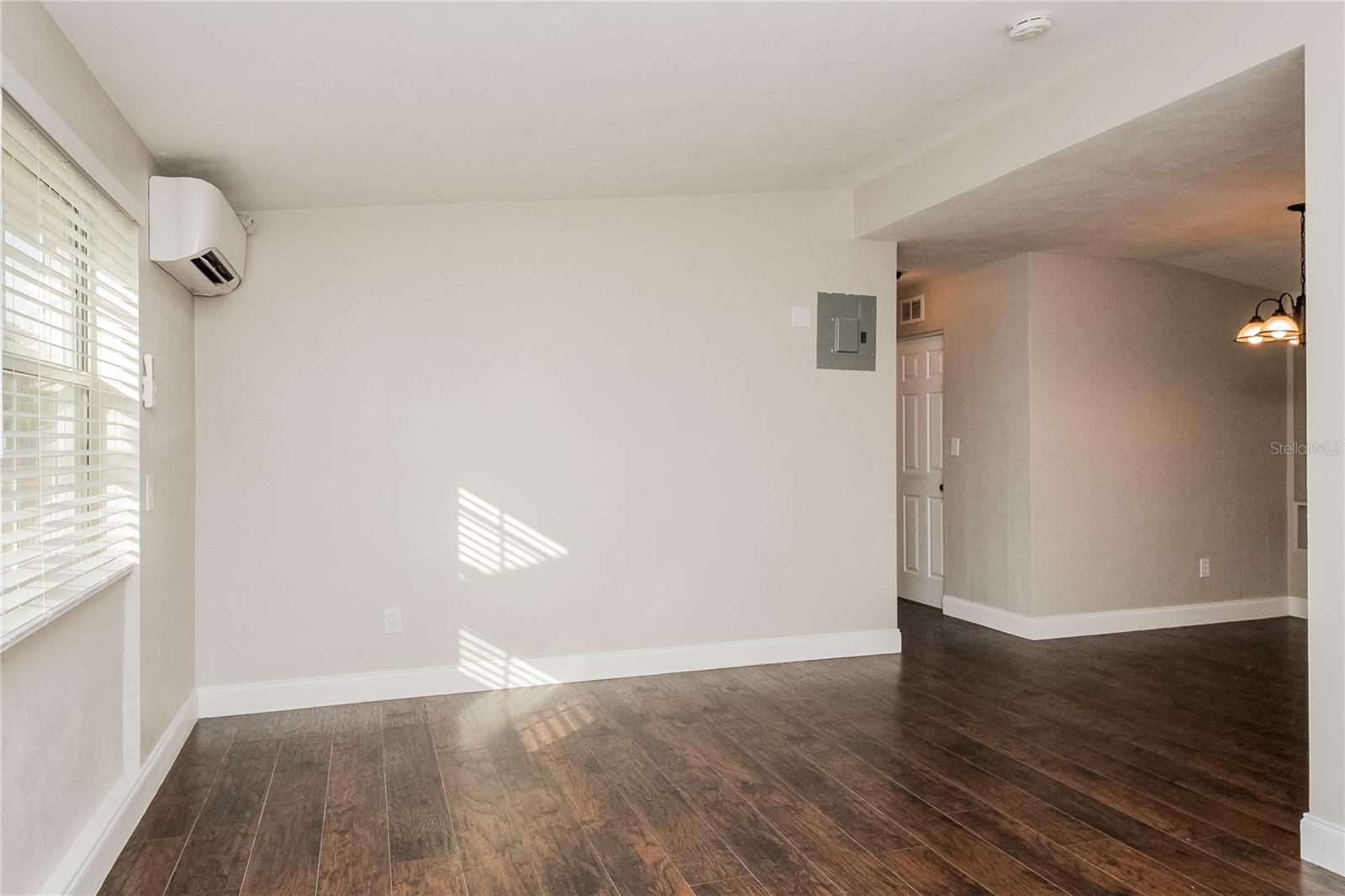 Image 4 of 16 For 214 Poinciana Circle