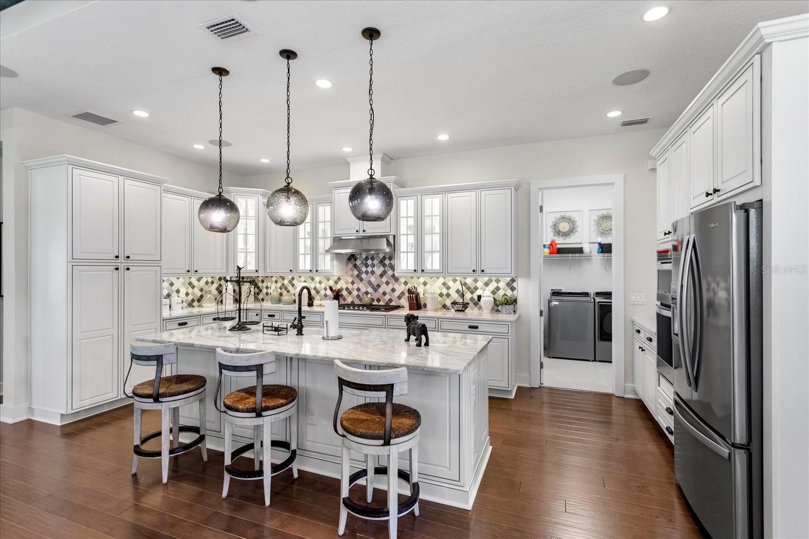Image 11 of 48 For 8836 Lakeshore Pointe Drive