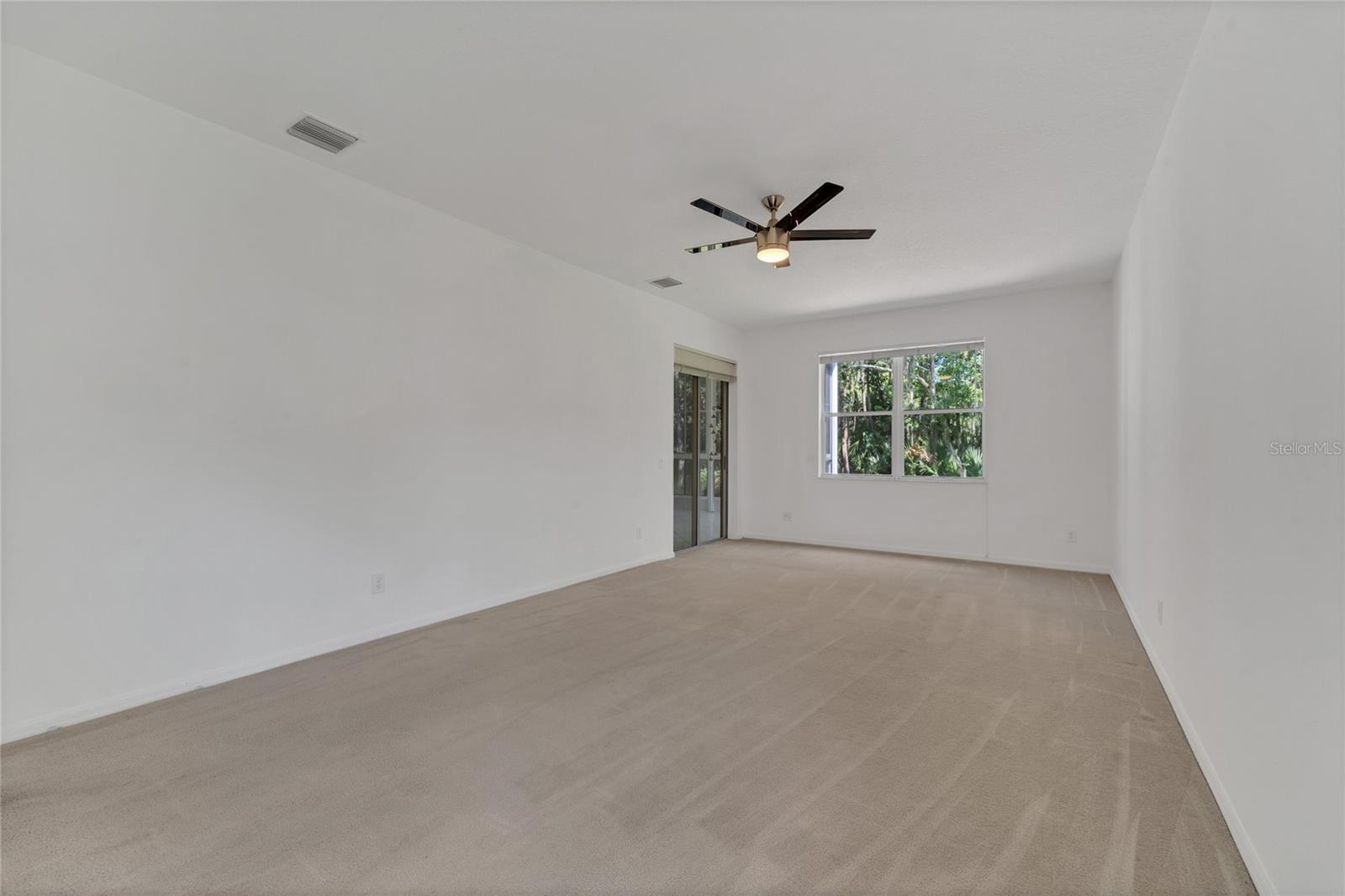 Image 12 of 32 For 27045 Silverleaf Way