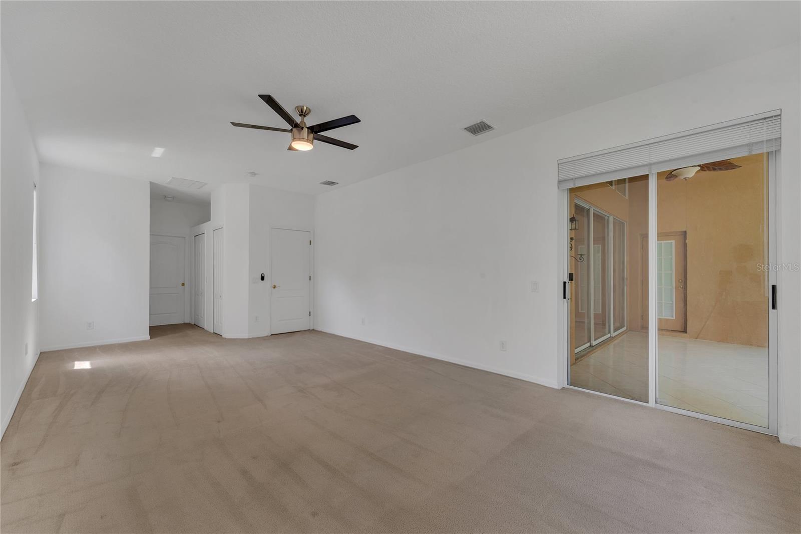 Image 13 of 32 For 27045 Silverleaf Way