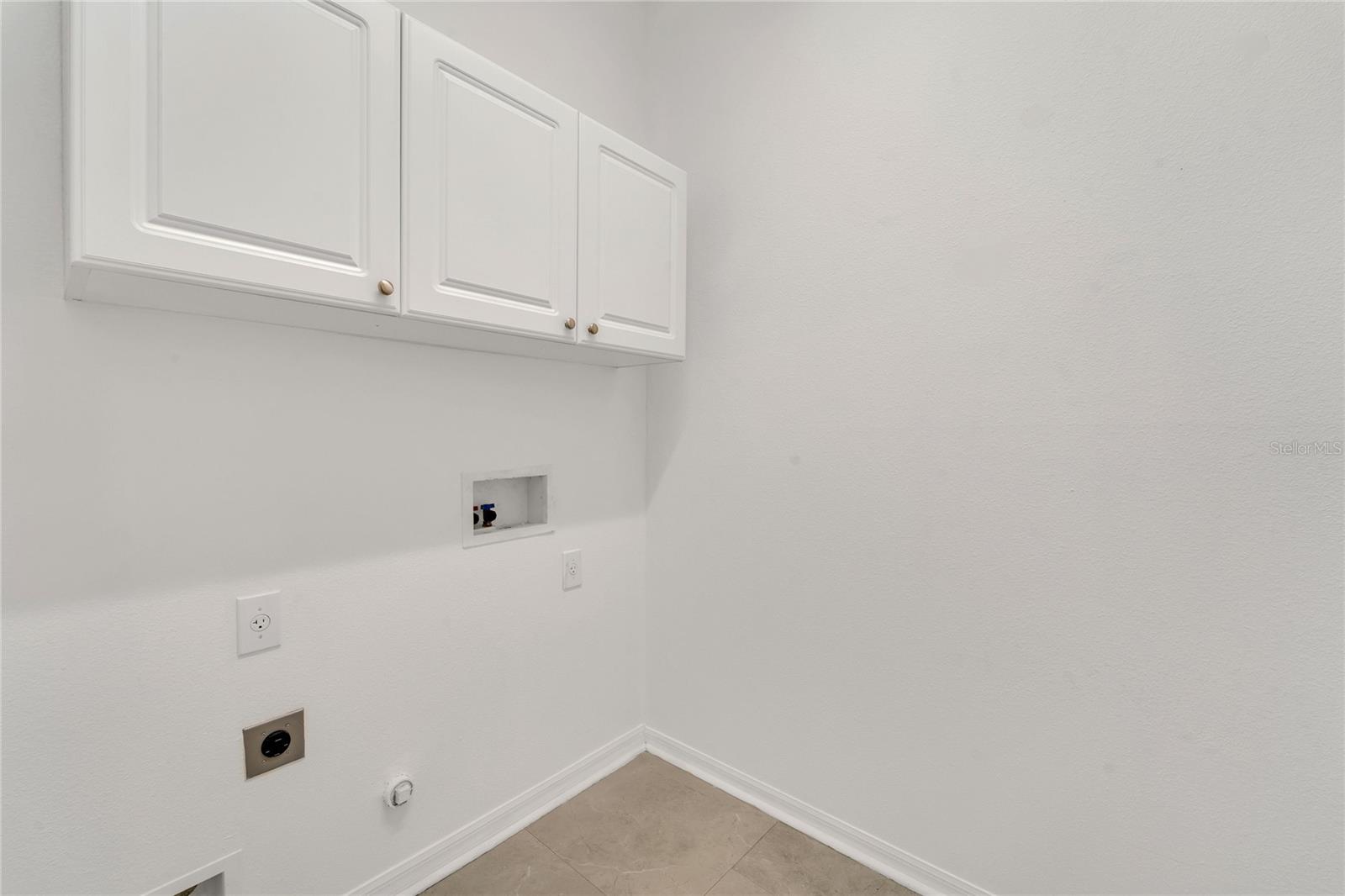 Image 19 of 32 For 27045 Silverleaf Way