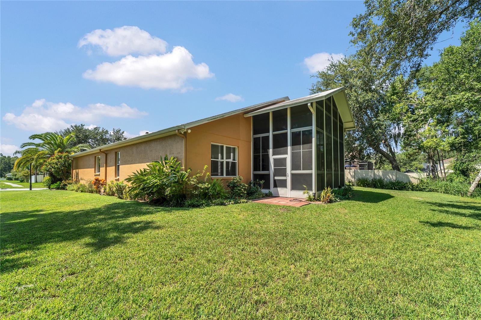 Image 2 of 32 For 27045 Silverleaf Way