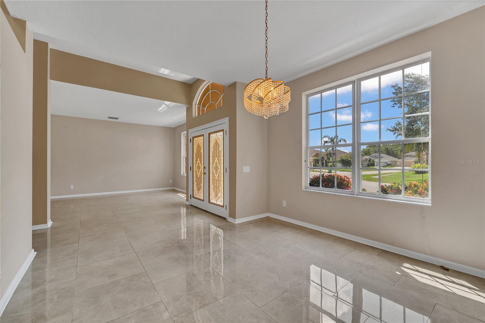 Image 3 of 32 For 27045 Silverleaf Way