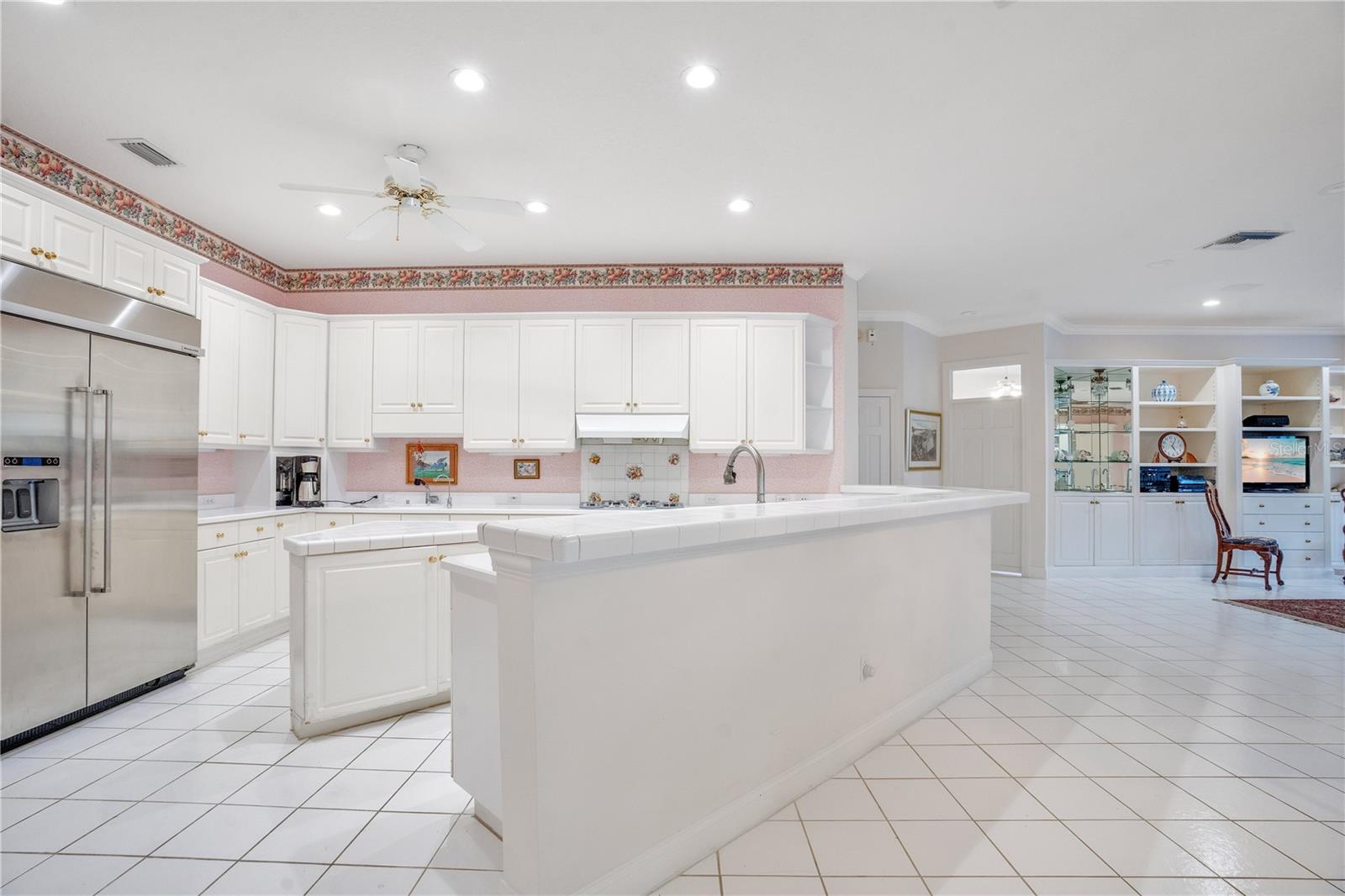 Image 15 of 62 For 1833 Lake Grove Lane