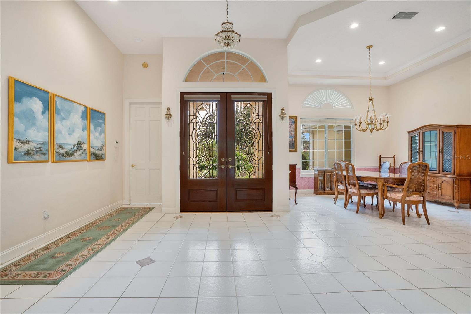 Image 3 of 62 For 1833 Lake Grove Lane