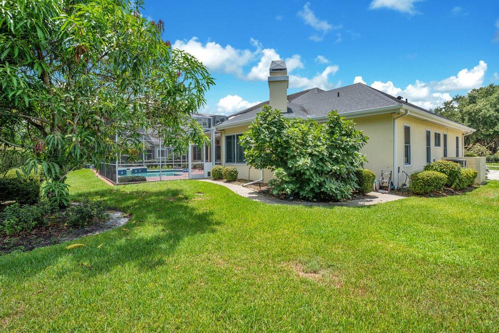 Image 43 of 62 For 1833 Lake Grove Lane