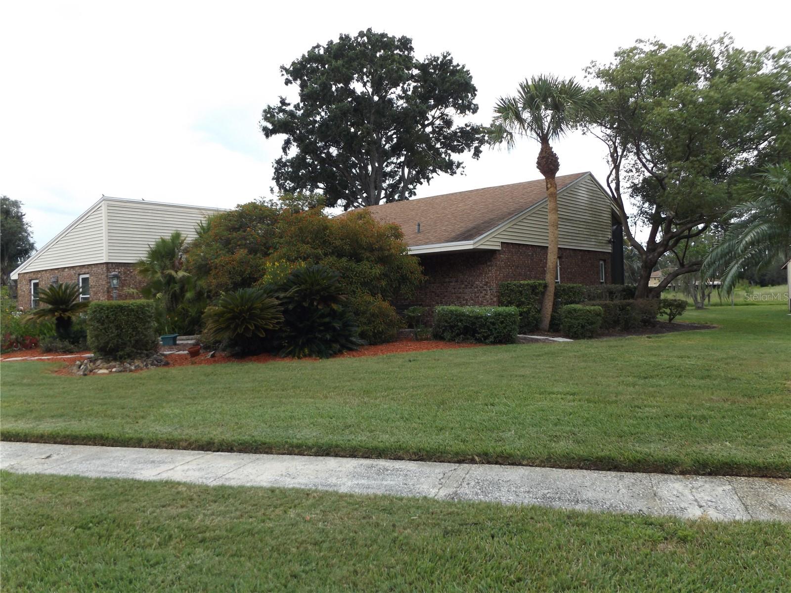 Image 2 of 4 For 105 Country Club Lane