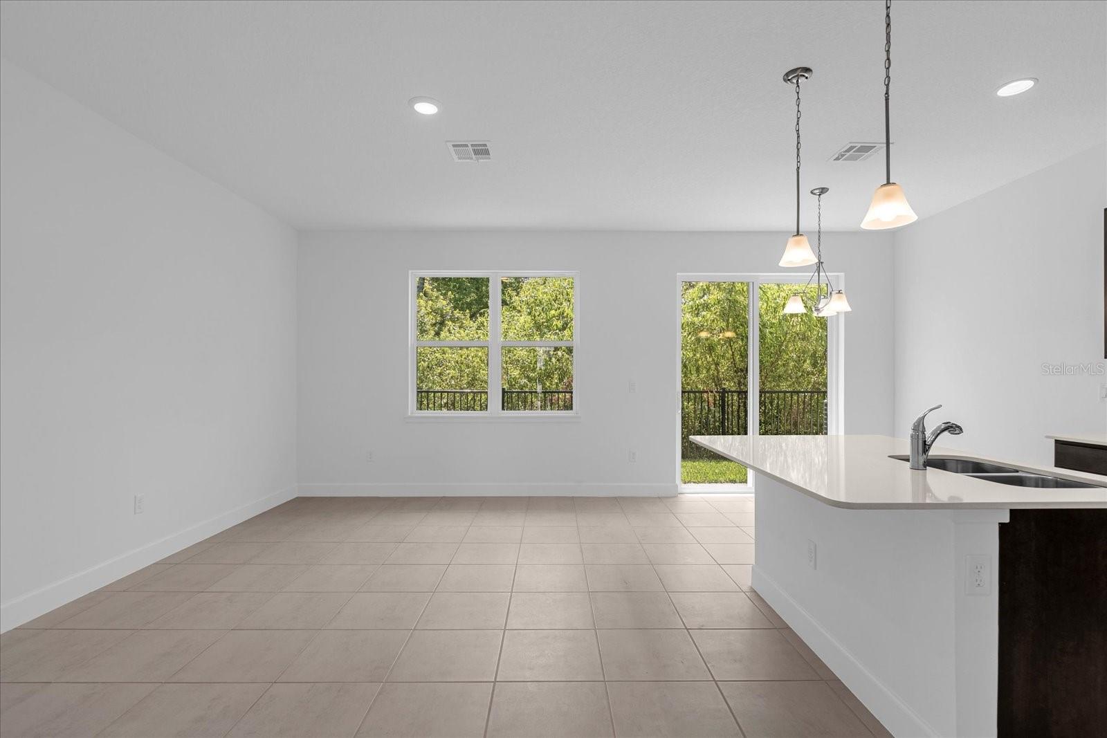 Image 4 of 25 For 1332 Captiva Cove