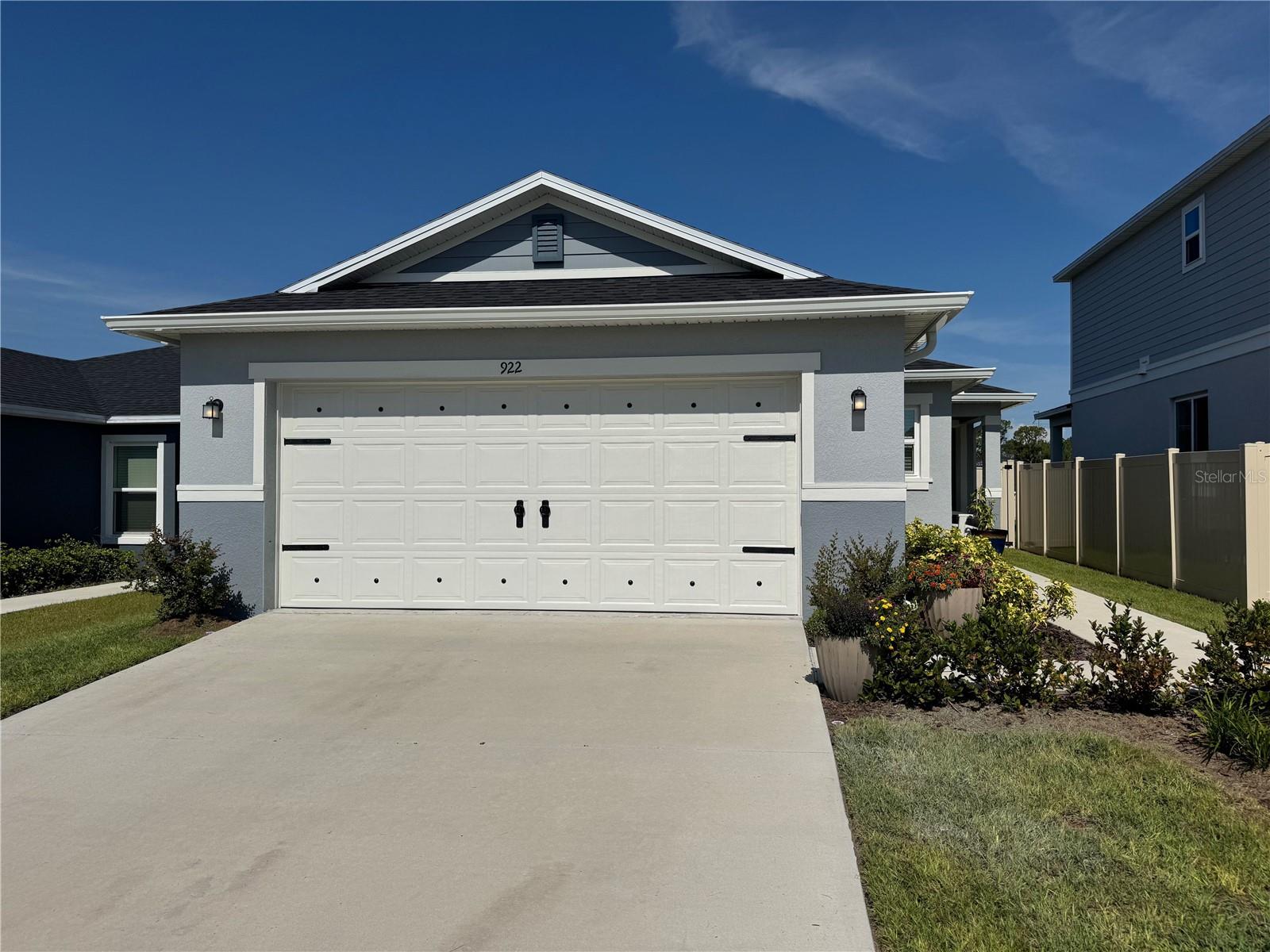 Image 2 of 38 For 922 Birch Drive
