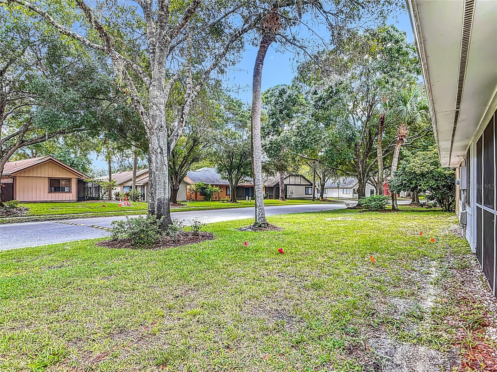 Image 38 of 50 For 718 Lakeside Drive