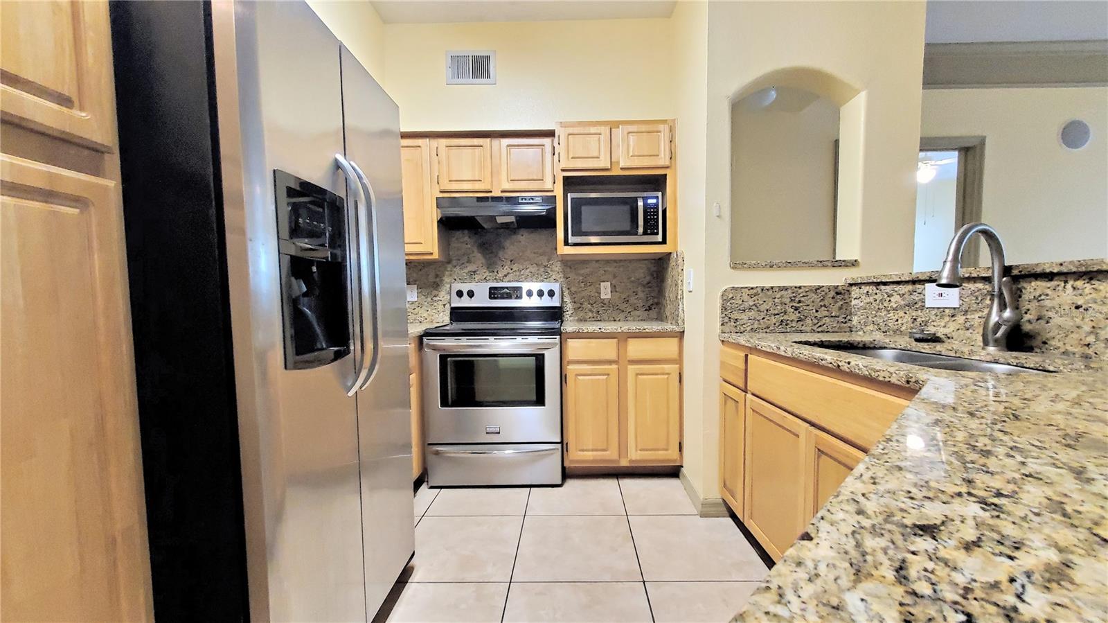 Image 4 of 24 For 3446 Soho Street 203