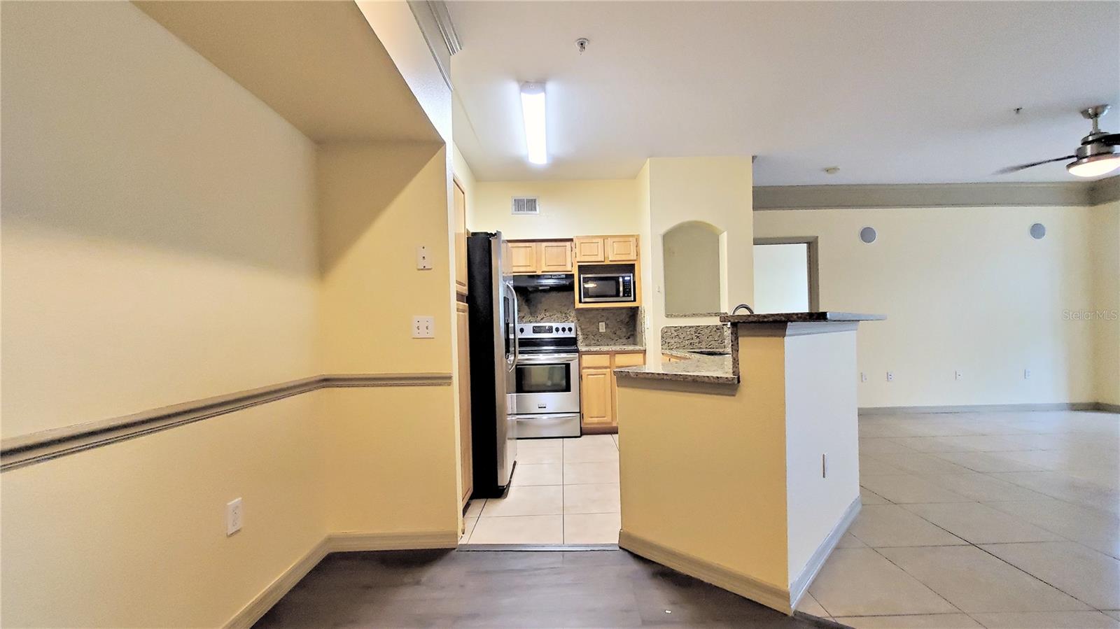 Image 7 of 24 For 3446 Soho Street 203