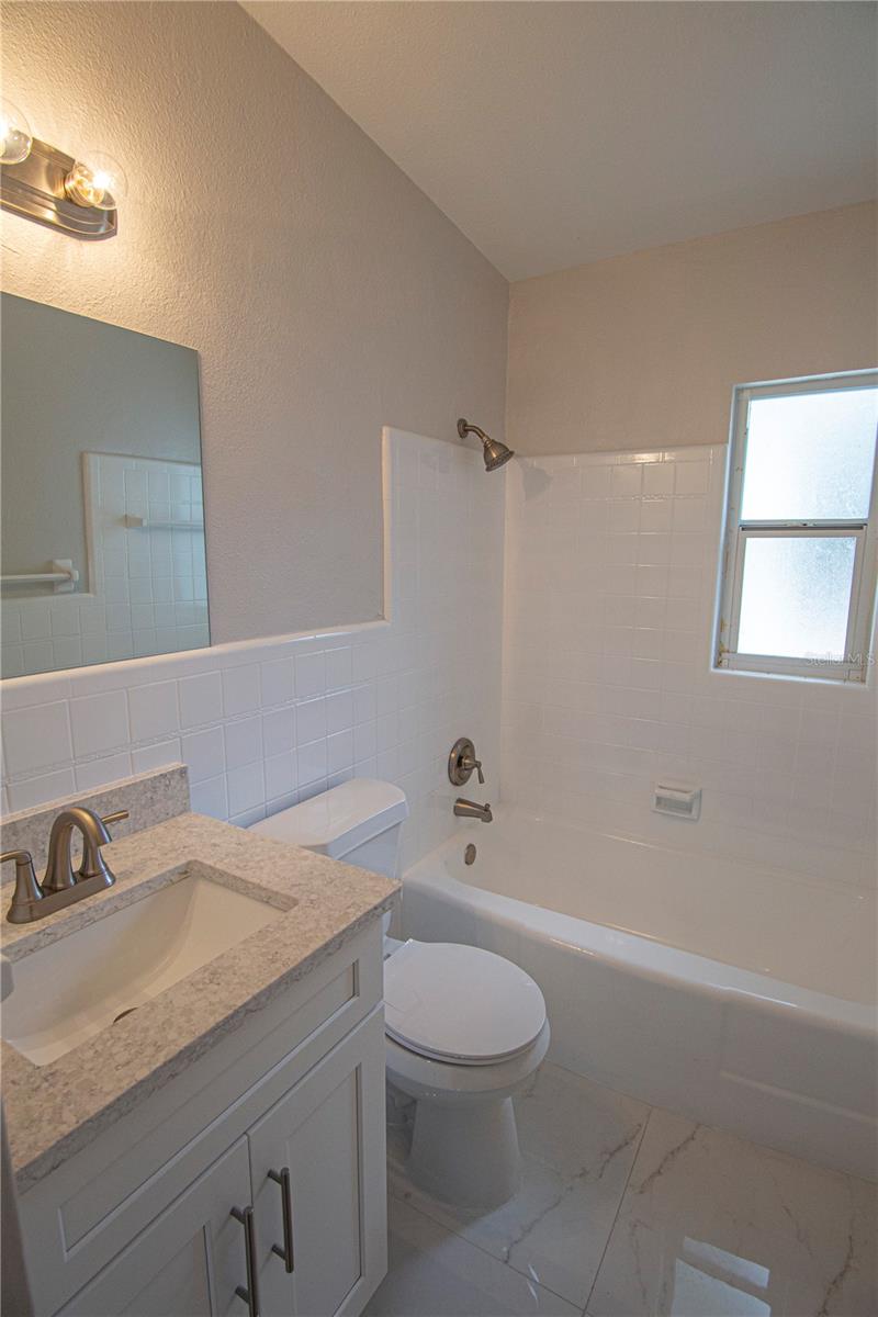 Image 15 of 17 For 2510 Roxbury Road