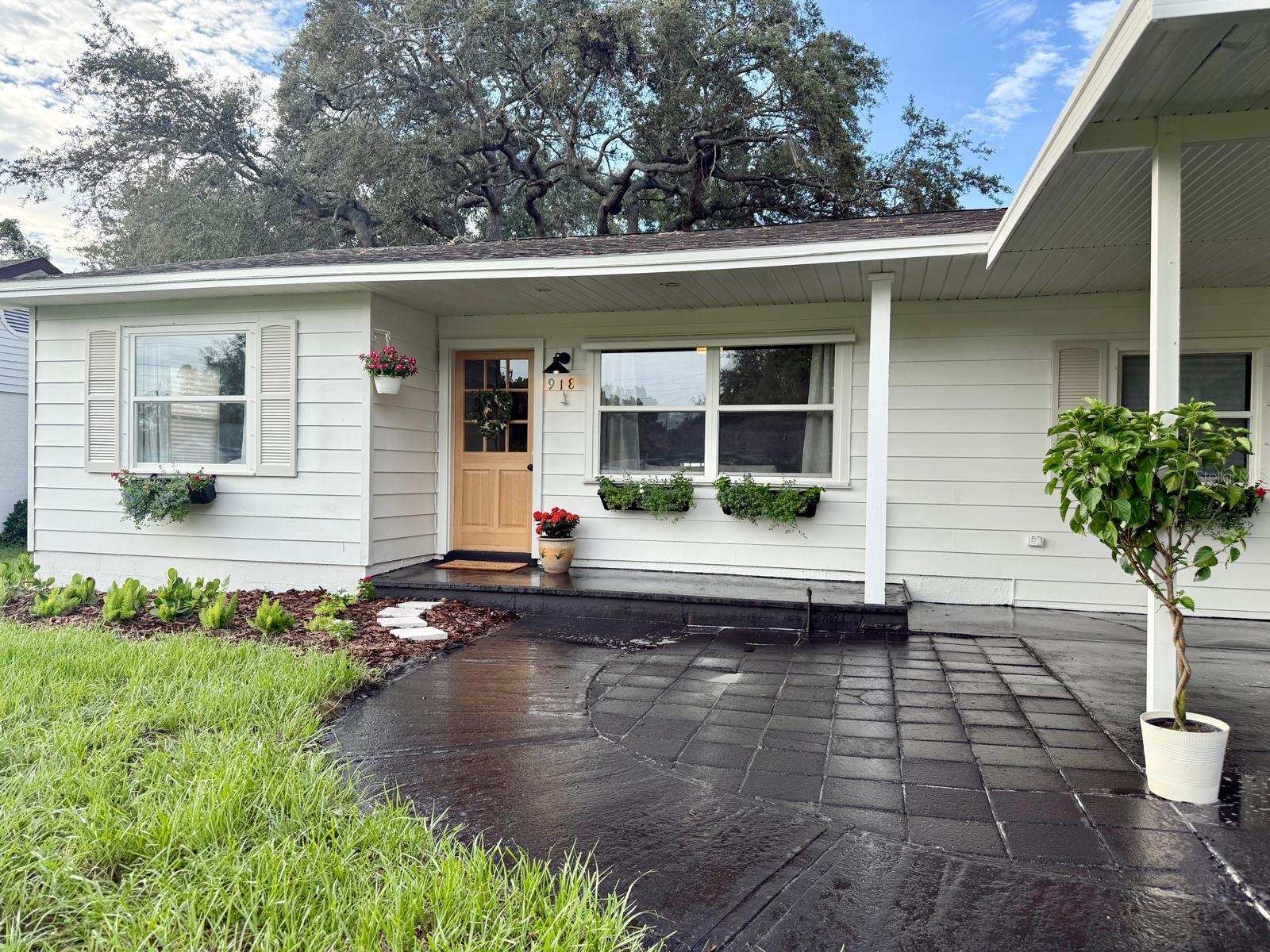 Image 32 of 32 For 918 7th Avenue Sw