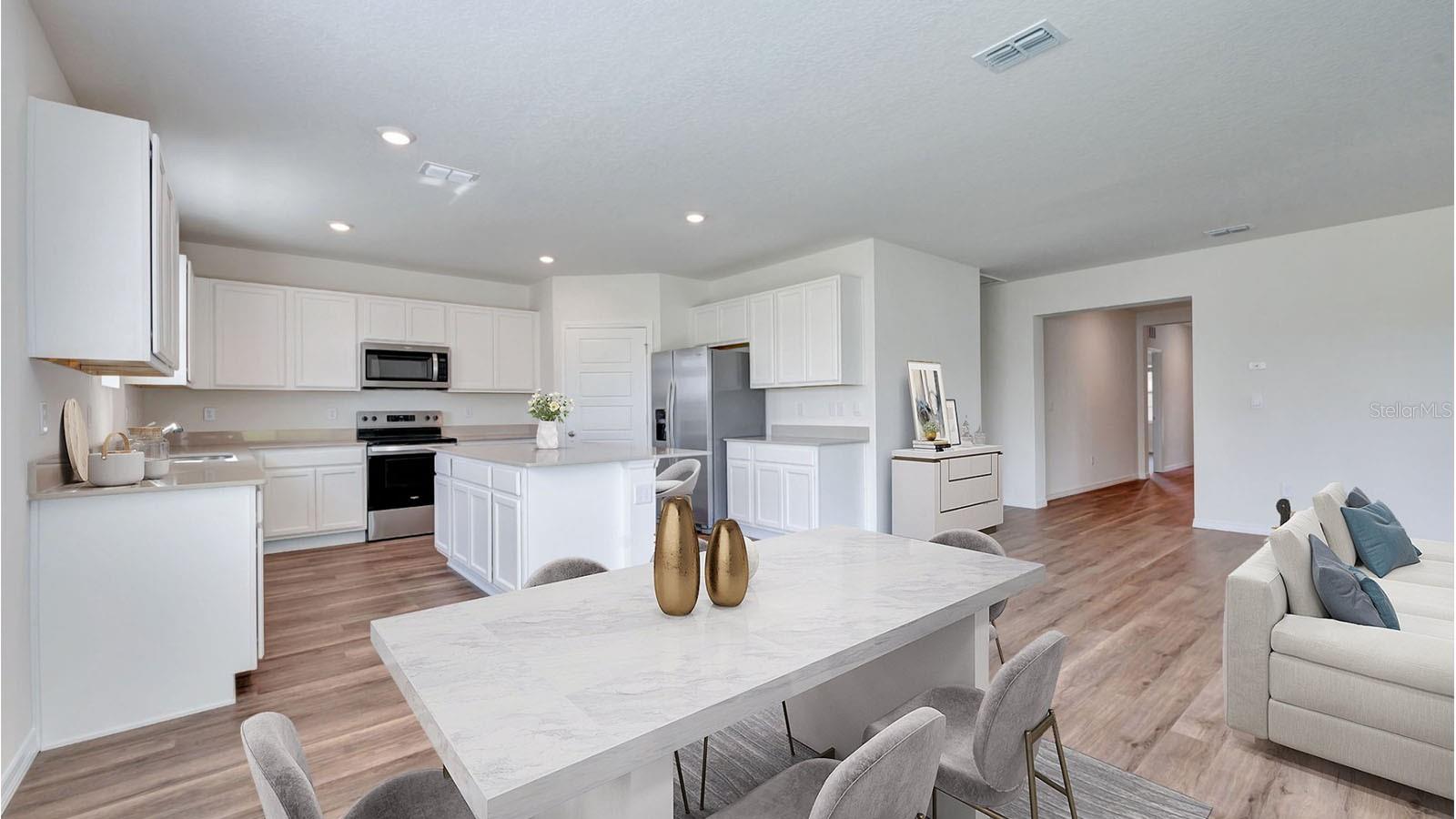 Image 7 of 11 For 4594 Boxwood Way