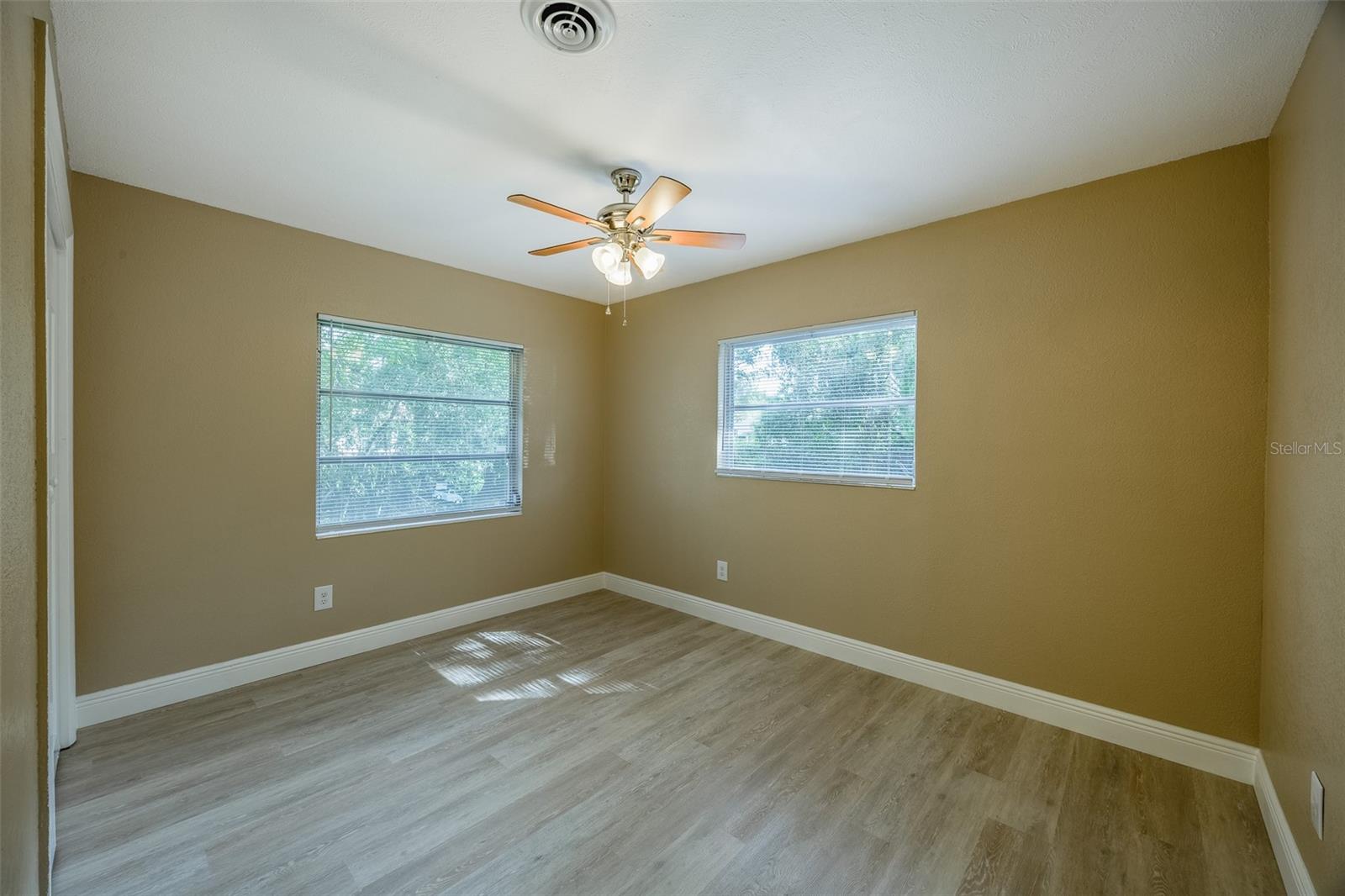 Image 11 of 14 For 1436 Tangerine Court