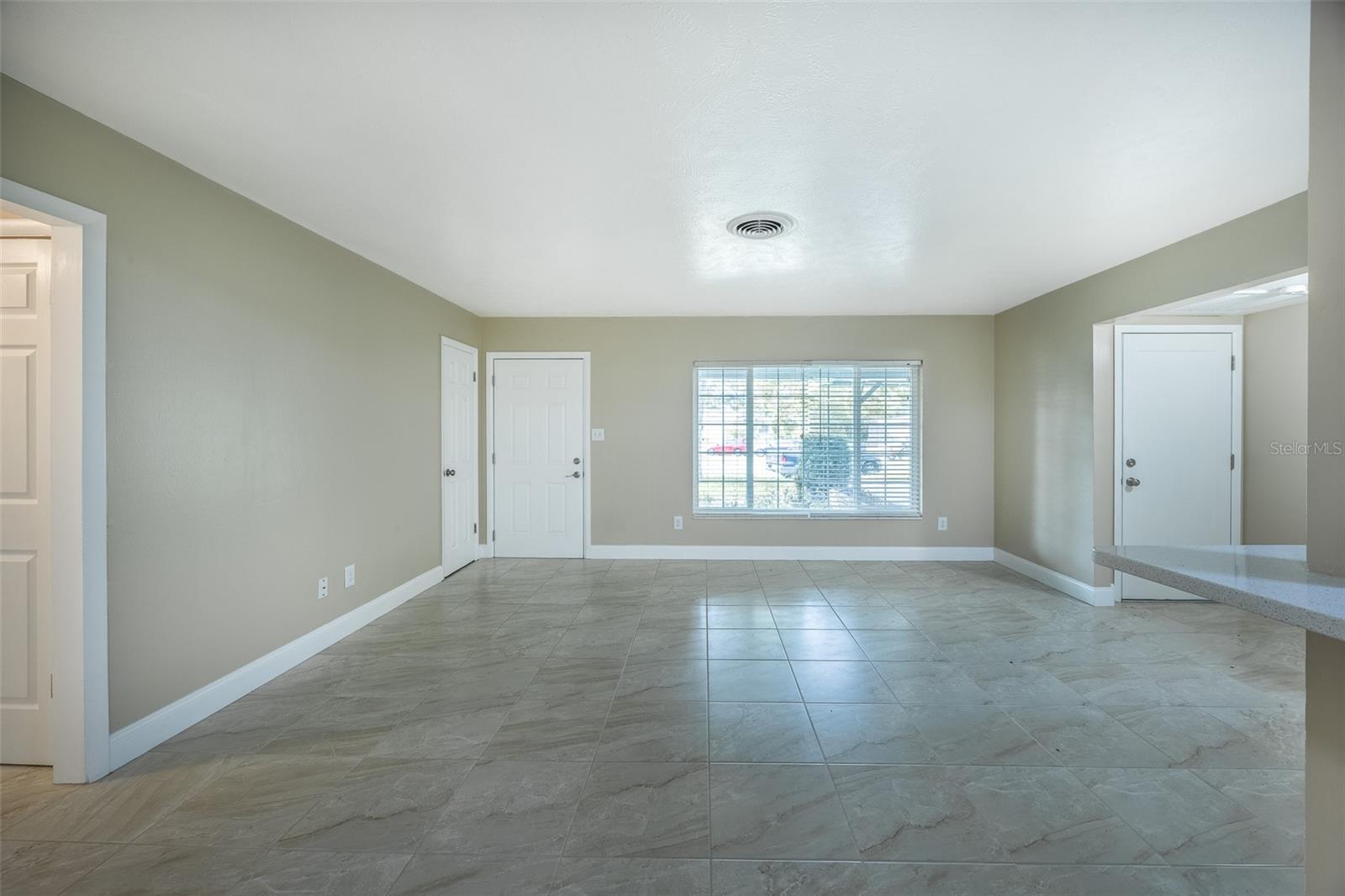 Image 4 of 14 For 1436 Tangerine Court