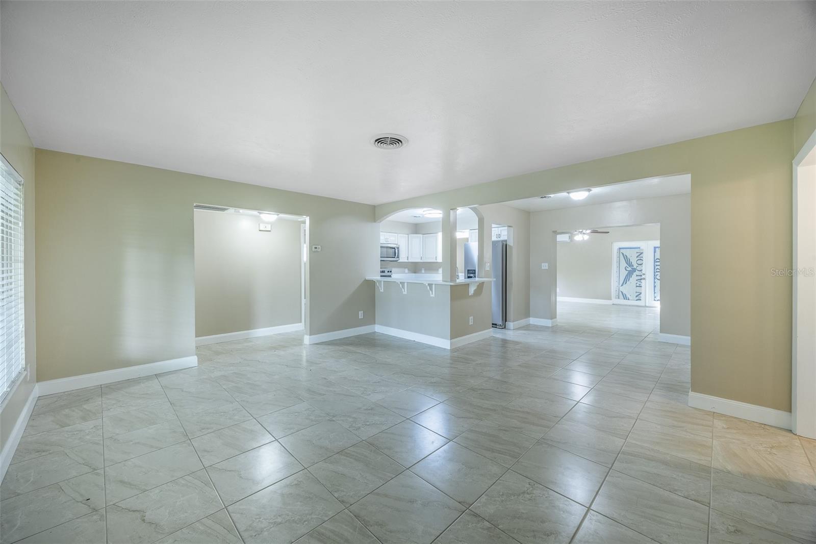 Image 5 of 14 For 1436 Tangerine Court