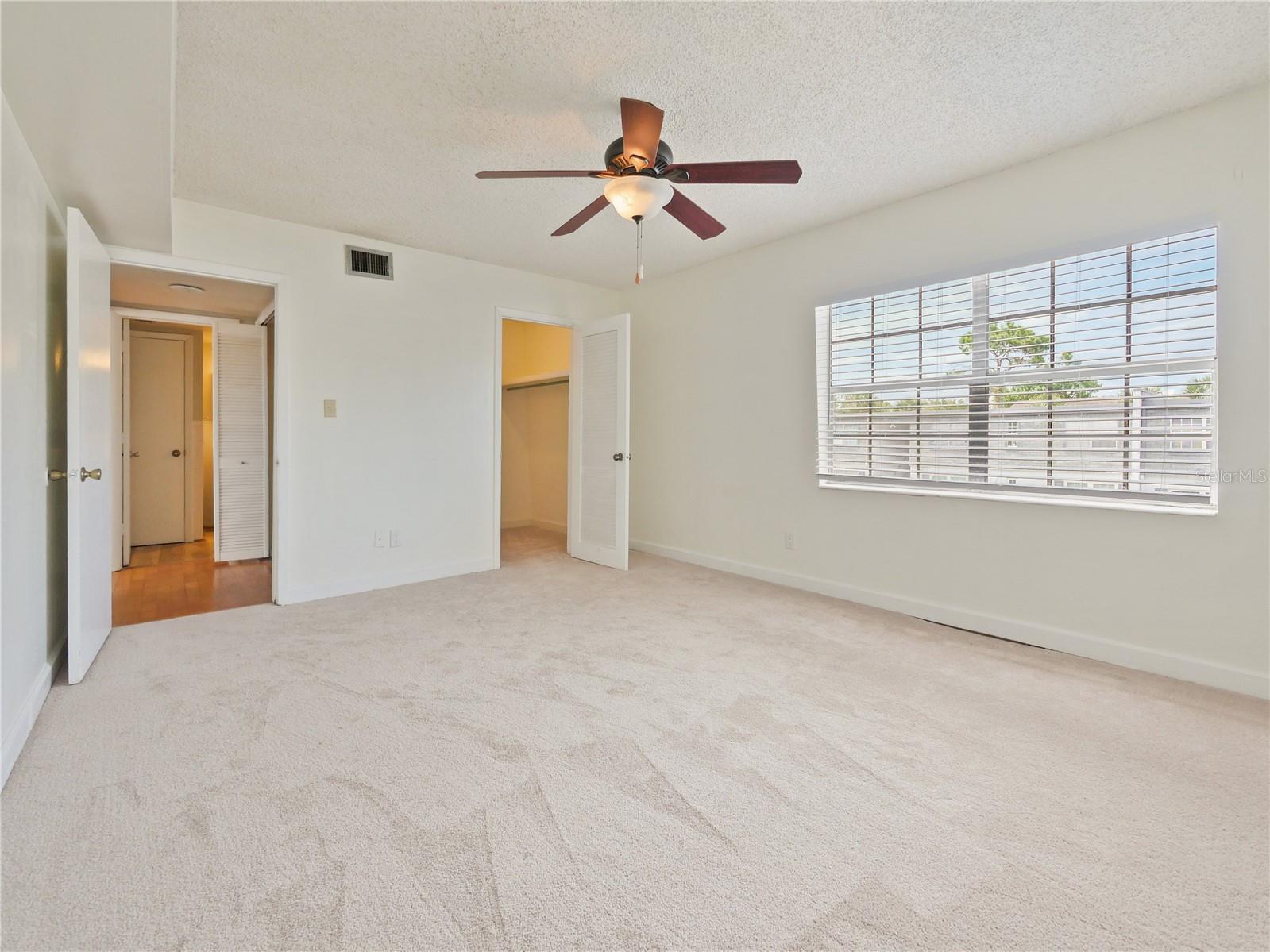 Image 12 of 18 For 1000 Semoran Boulevard 716