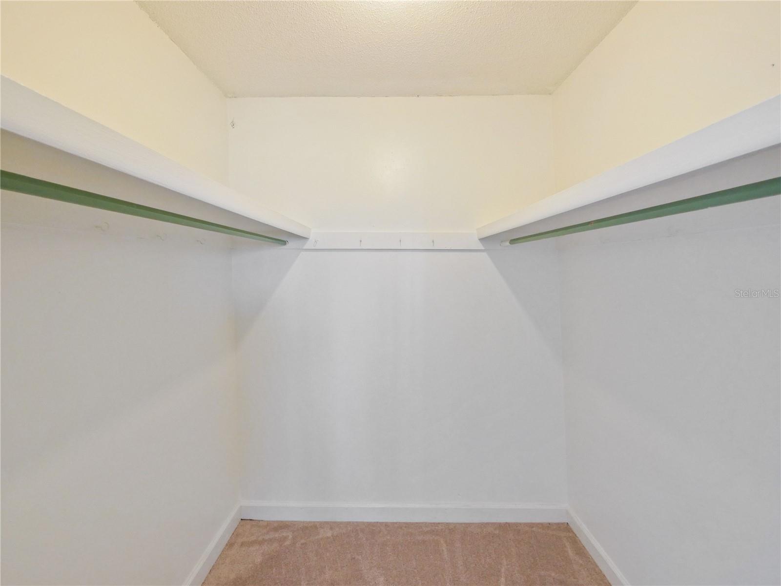 Image 14 of 18 For 1000 Semoran Boulevard 716