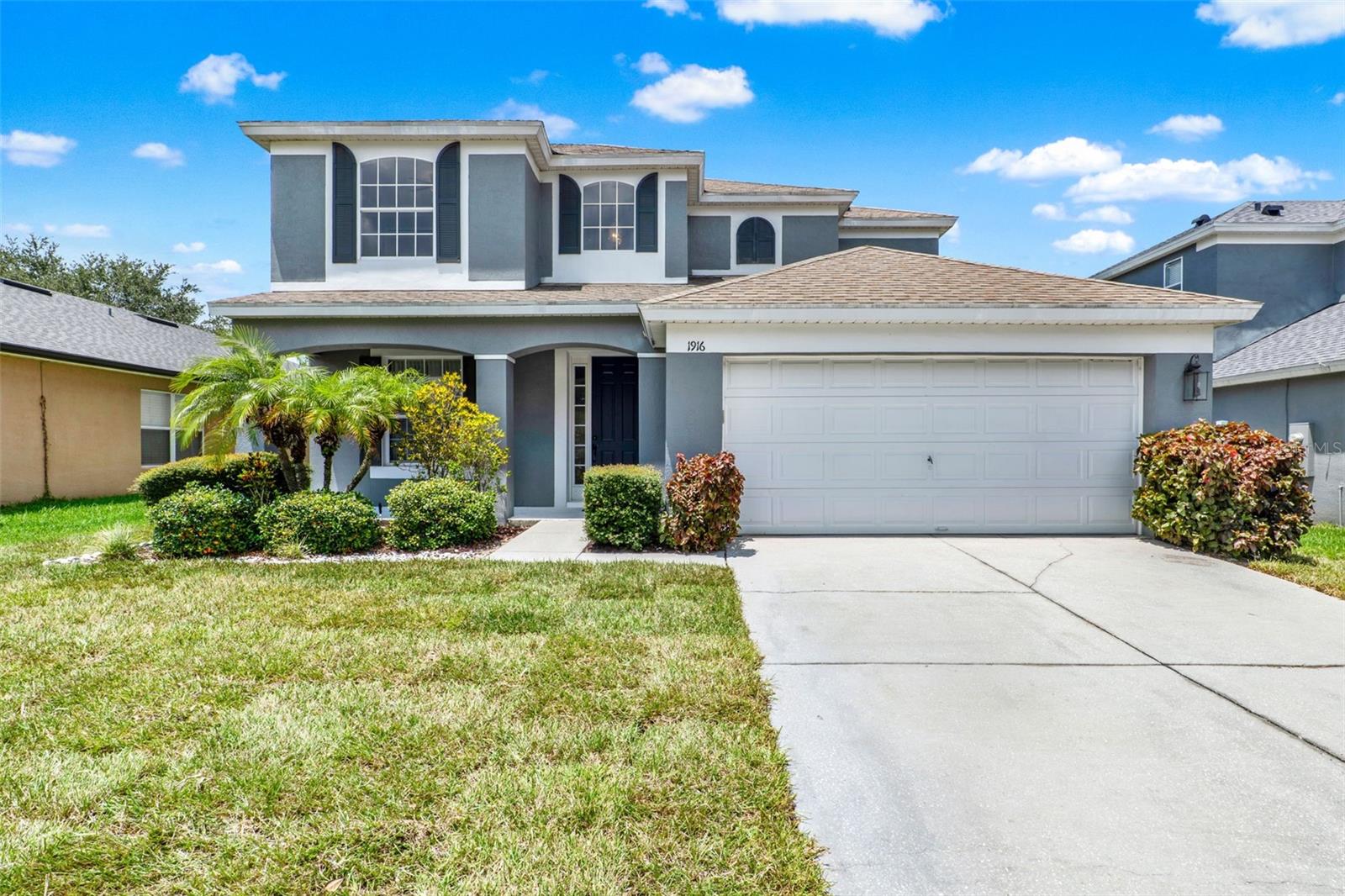 Image 2 of 38 For 1916 Mitchellbrook Ln