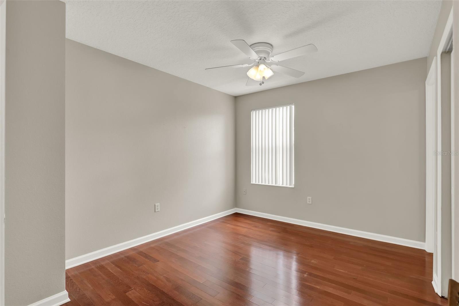 Image 21 of 38 For 1916 Mitchellbrook Ln