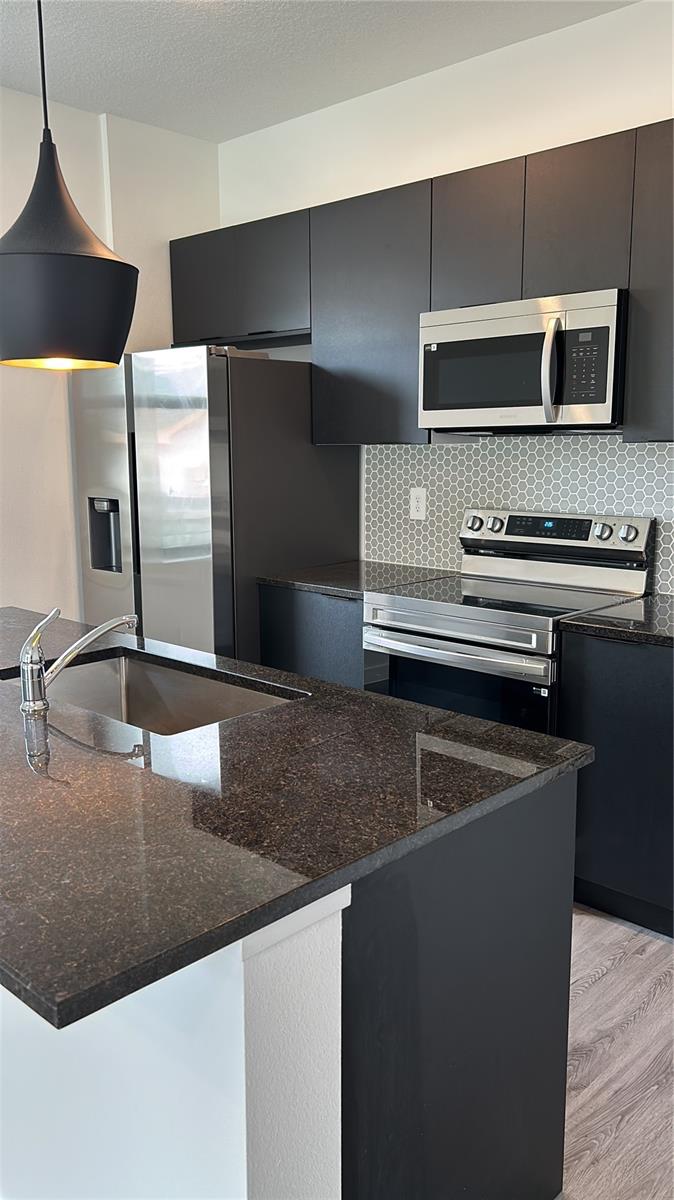 Image 4 of 13 For 8807 Positivity Drive