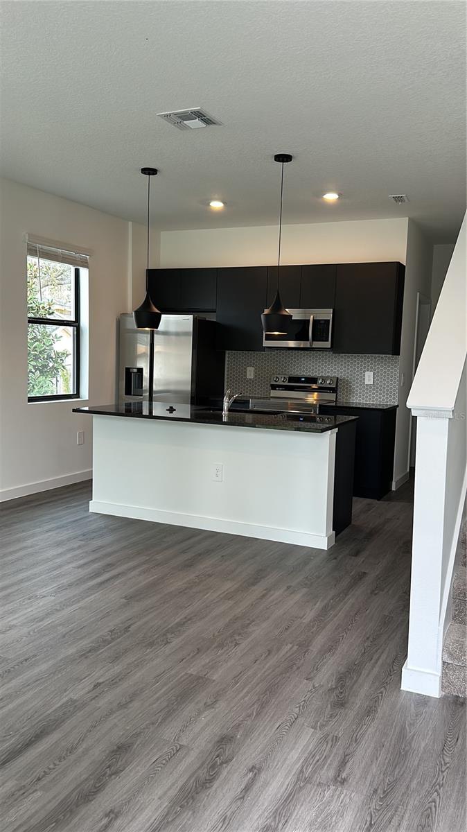 Image 5 of 13 For 8807 Positivity Drive