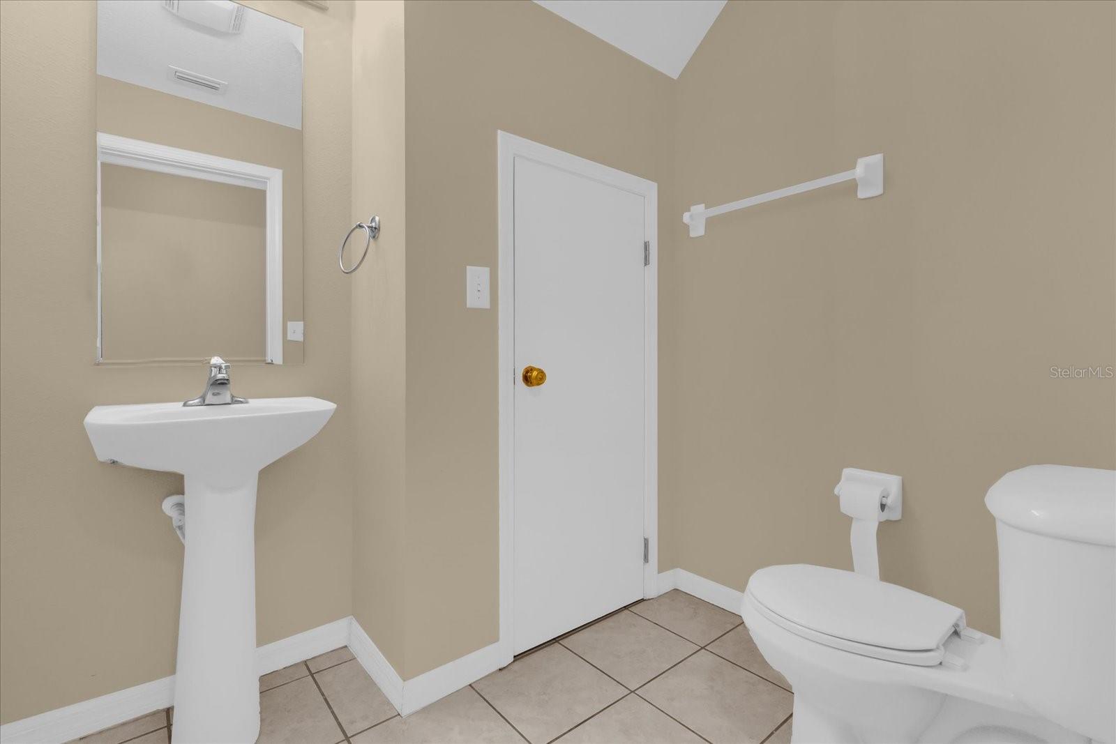 Image 21 of 28 For 5440 River Rock Road 5440