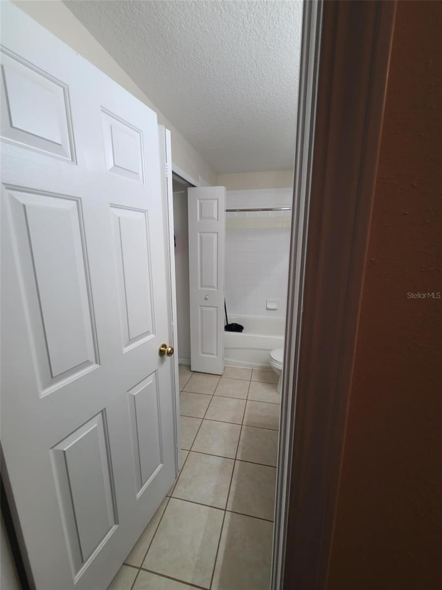 Image 6 of 8 For 5440 River Rock Road 5440