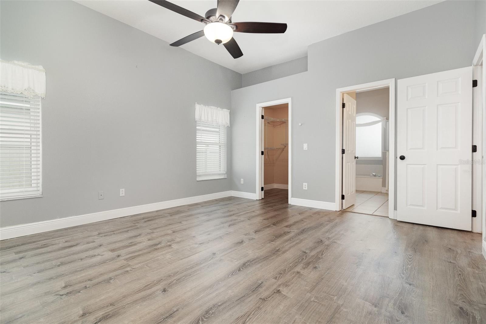 Image 16 of 26 For 5576 White Heron Place