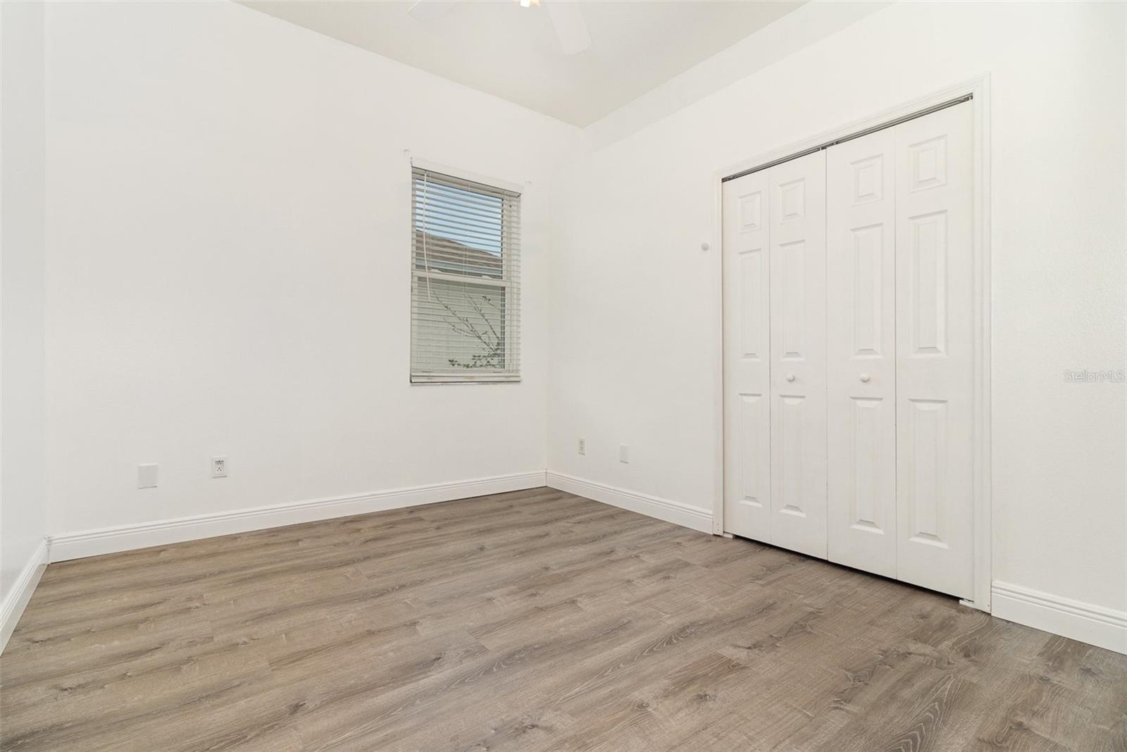 Image 18 of 26 For 5576 White Heron Place