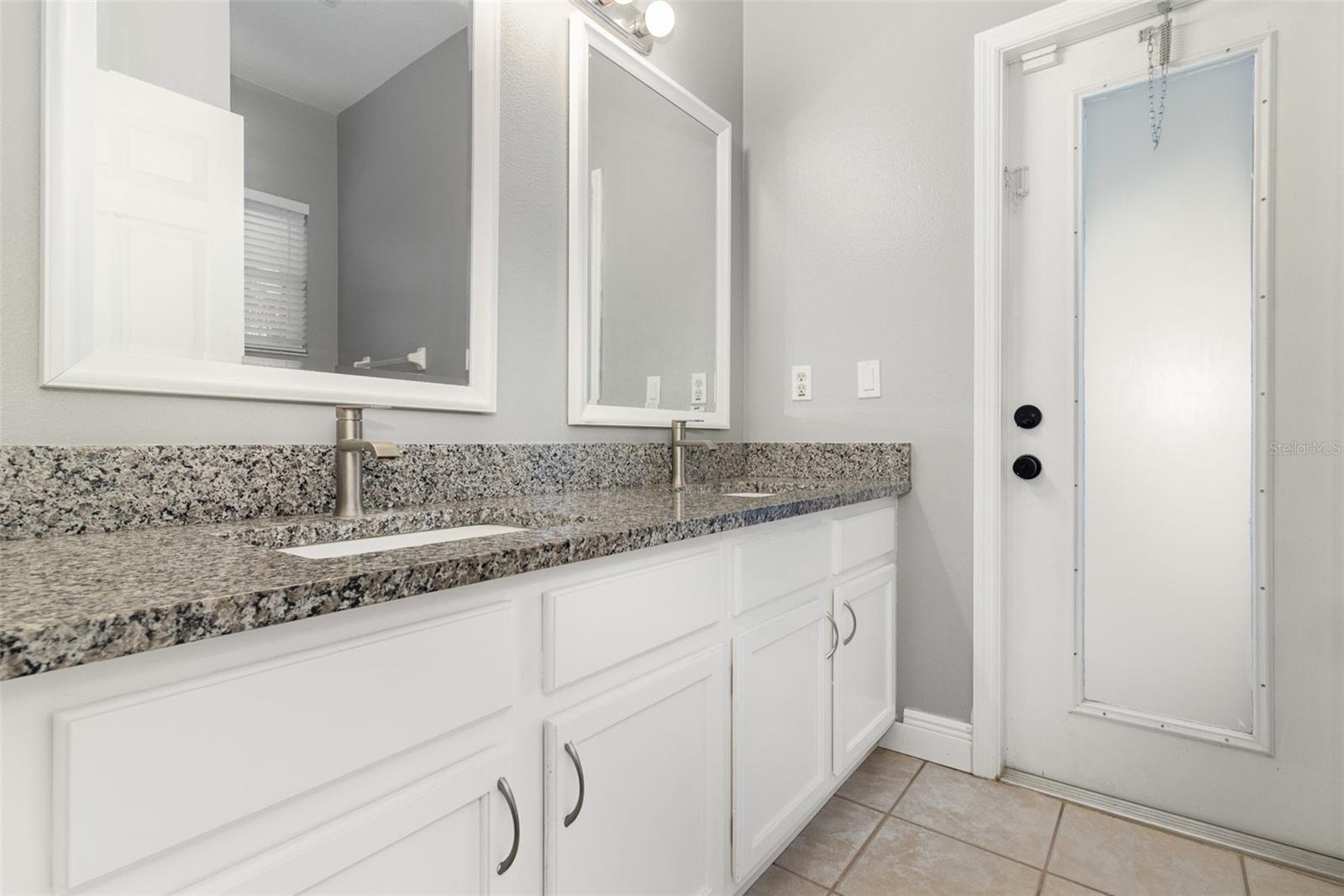 Image 23 of 26 For 5576 White Heron Place