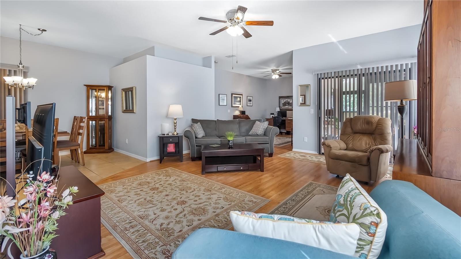 Image 39 of 49 For 11206 Papyrus Lane