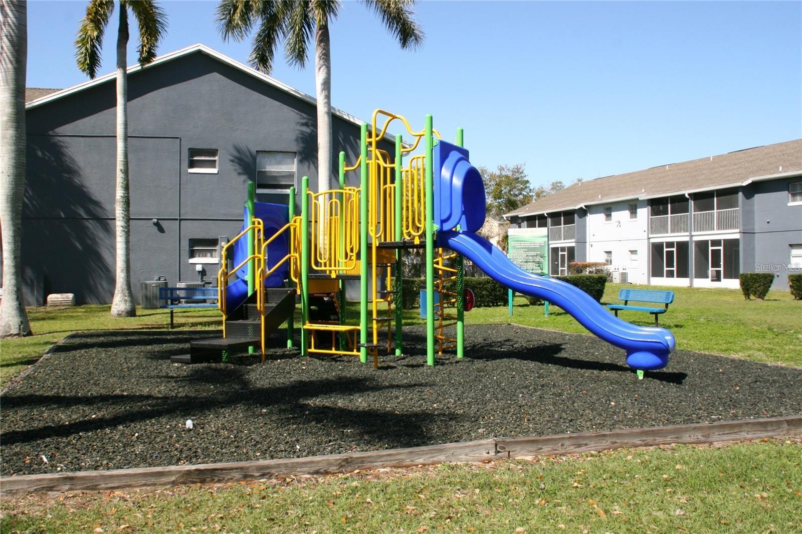 Image 30 of 34 For 4226 Pershing Pointe Place 5