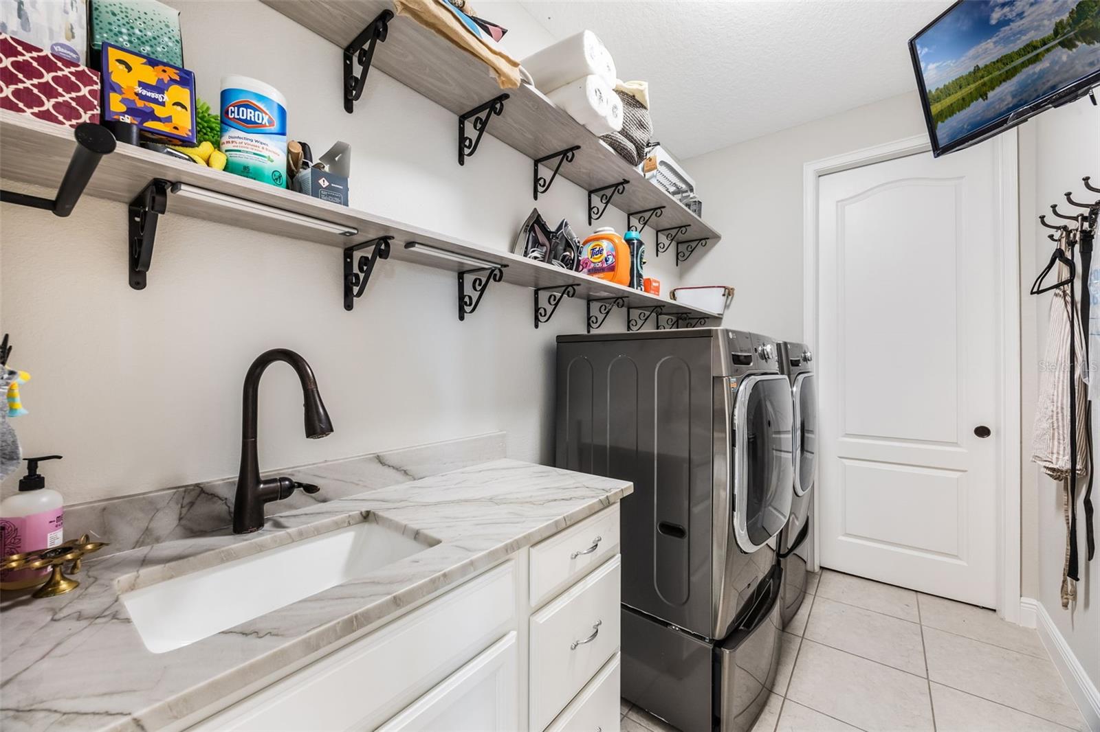 Image 45 of 79 For 13035 Stoddart Avenue