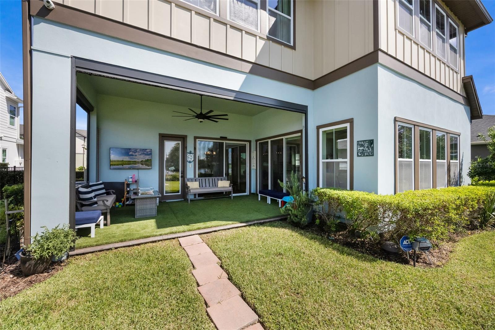Image 46 of 79 For 13035 Stoddart Avenue