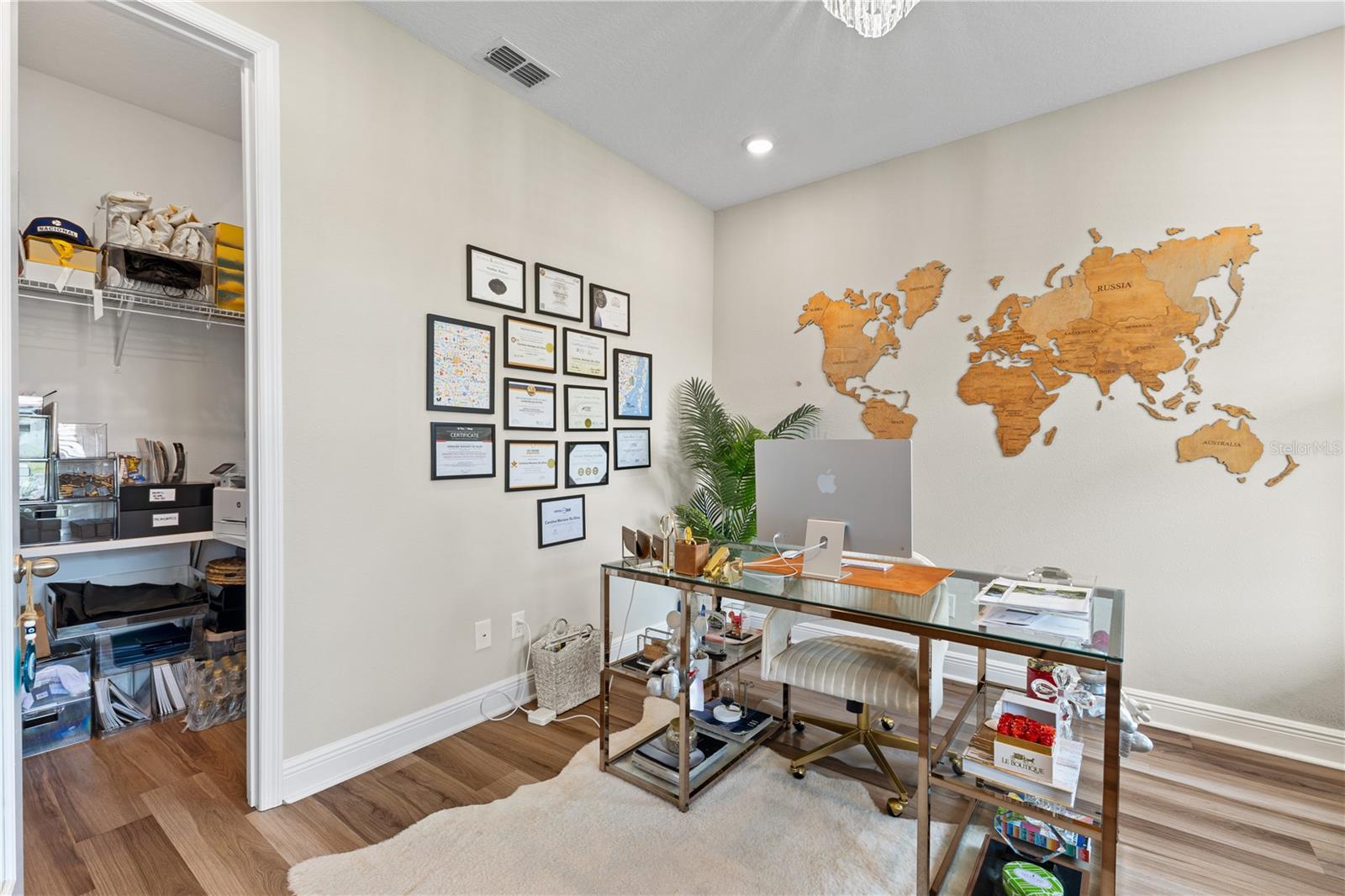 Image 10 of 65 For 7025 Carrickbend Lane